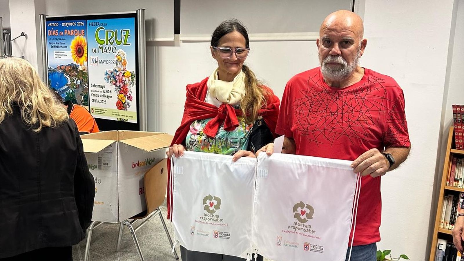 La Fundación AD Ceuta FC impulsa una Ceuta más limpia con los mayores como ejemplo en el Día de la Mochila La Fundación AD Ceuta FC impulsa una Ceuta más limpia con los mayores como ejemplo en el Día de la Mochila