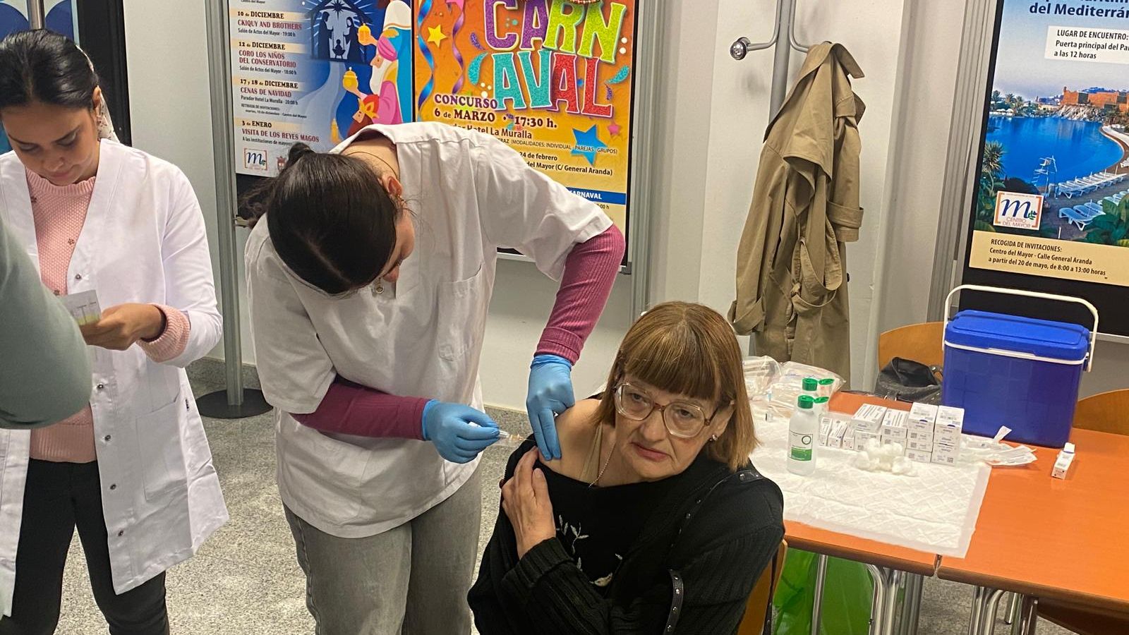 Imágenes de la campaña de vacunación en Plaza de los Reyes.