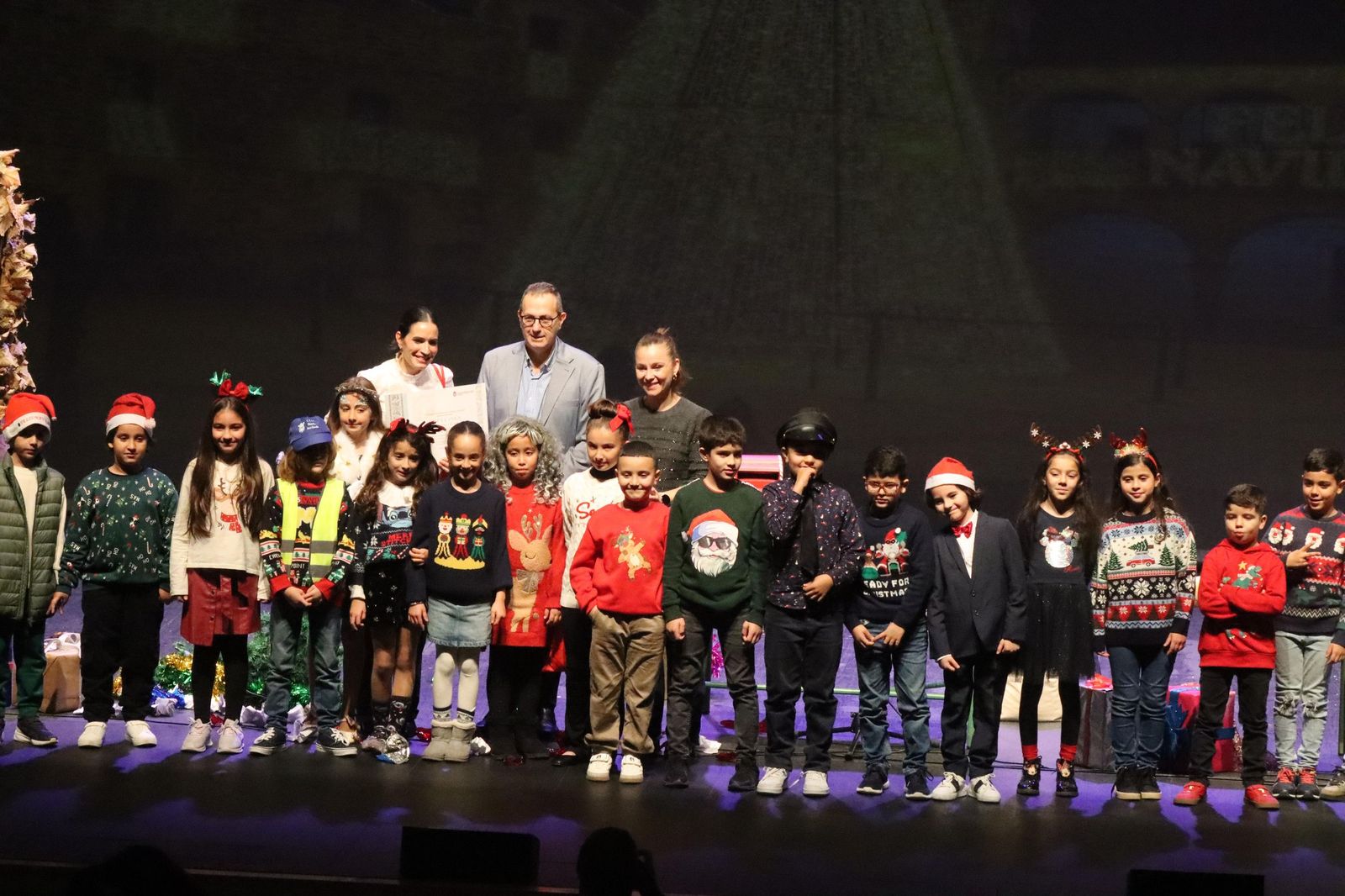 La Navidad perdura en el Revellín con una nueva muestra de belenes