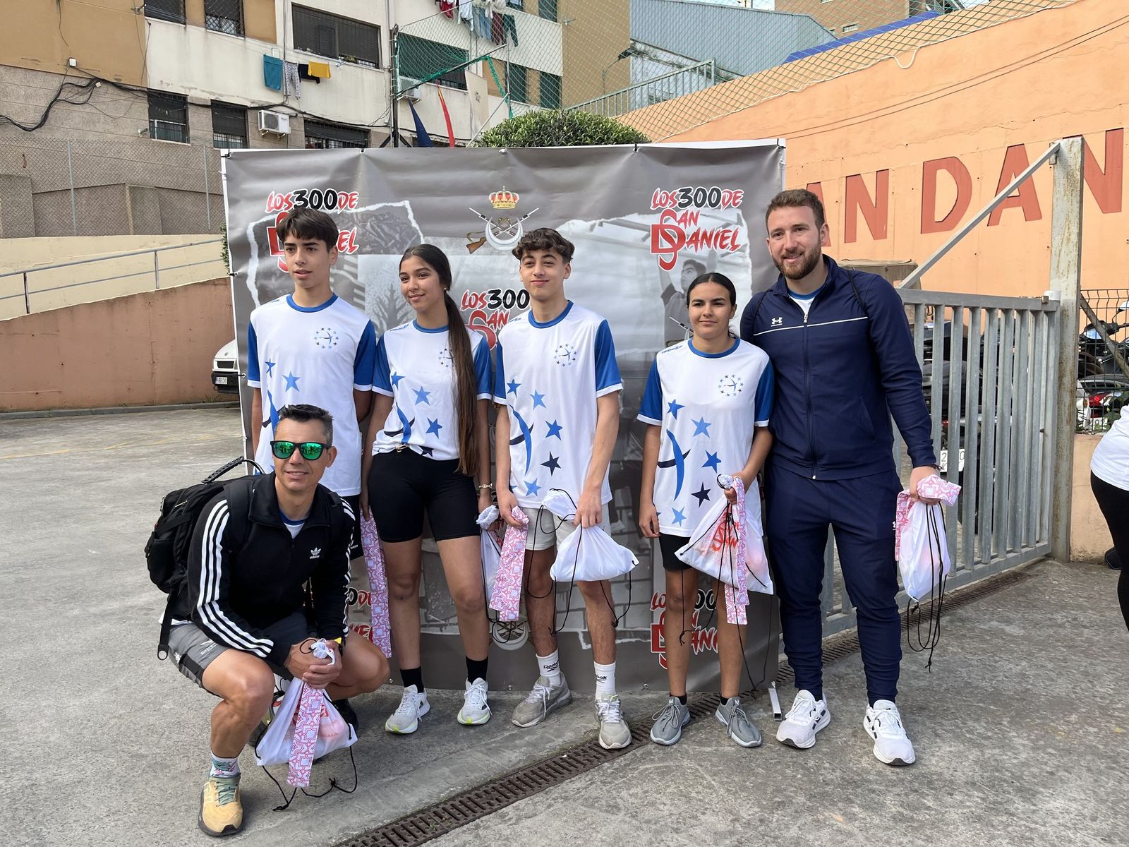 El ‘Desafío de los 300’ convierte Ceuta en una fiesta escolar de esfuerzo, compañerismo y superación