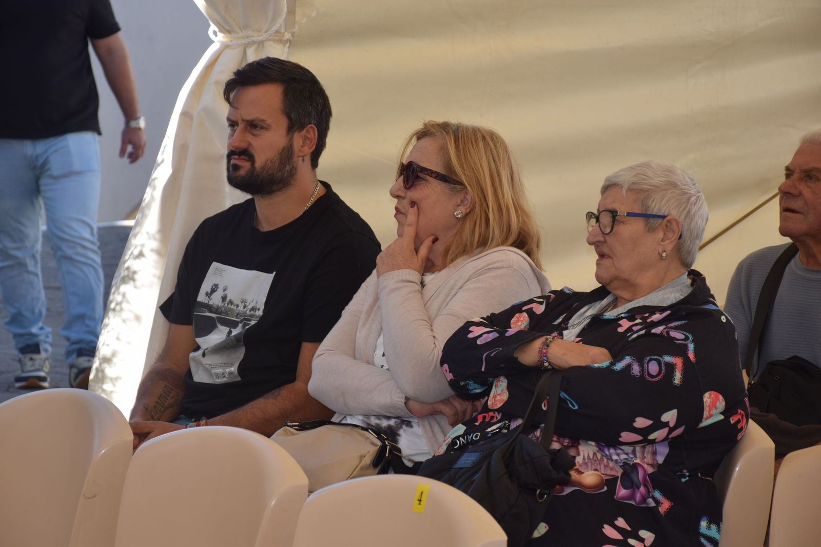 Un recuerdo institucional en el Día de Difuntos para quienes faltan