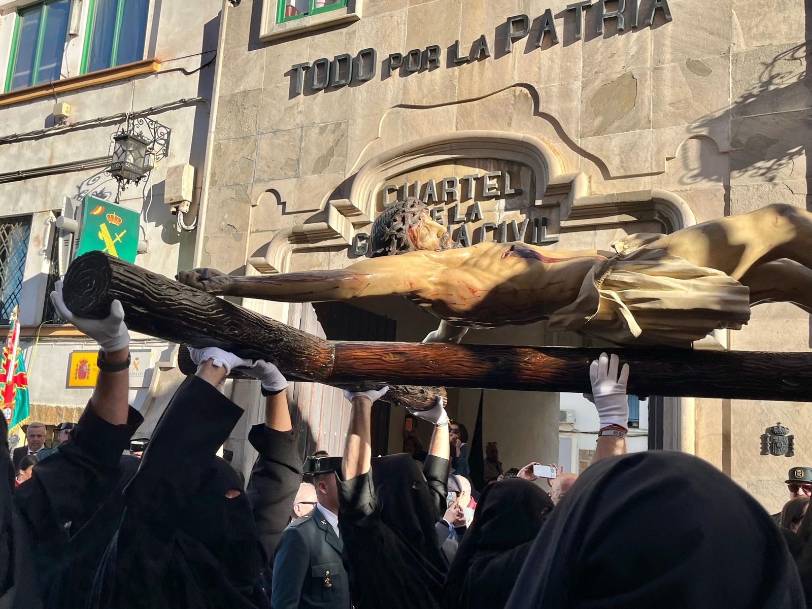 Las lágrimas: desde un estrecho callejón al corazón de Ceuta con un recorrido nuevo