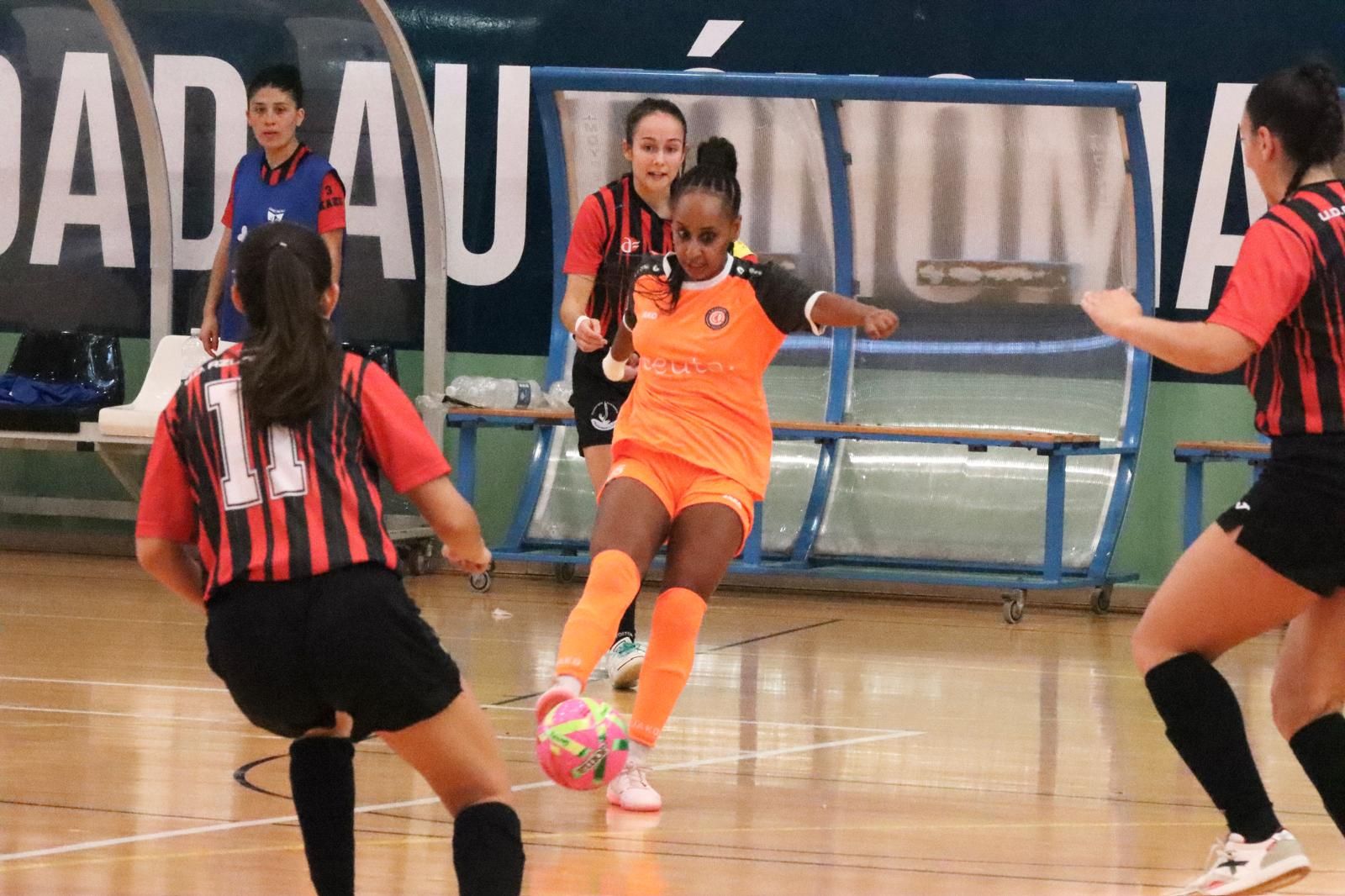 (6-2) El Camoens gana y convence ante el Azuqueca