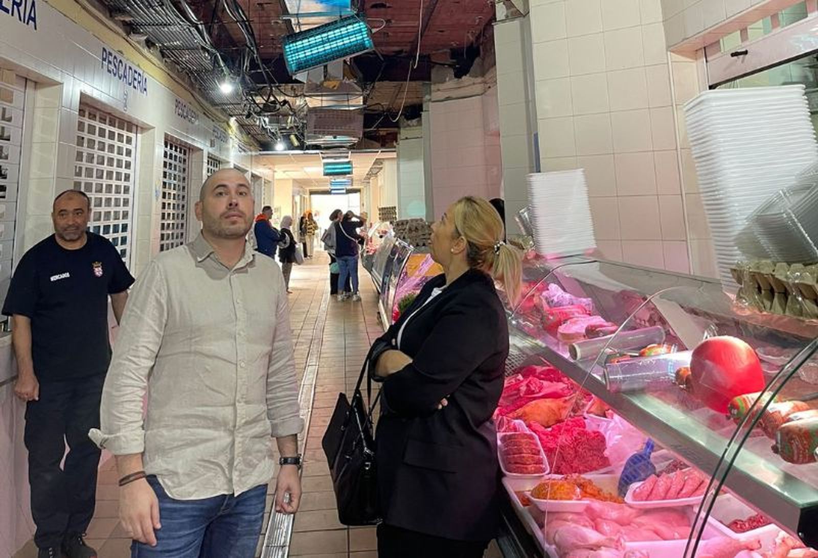 Pérez Triano en el mercado de Hadú.