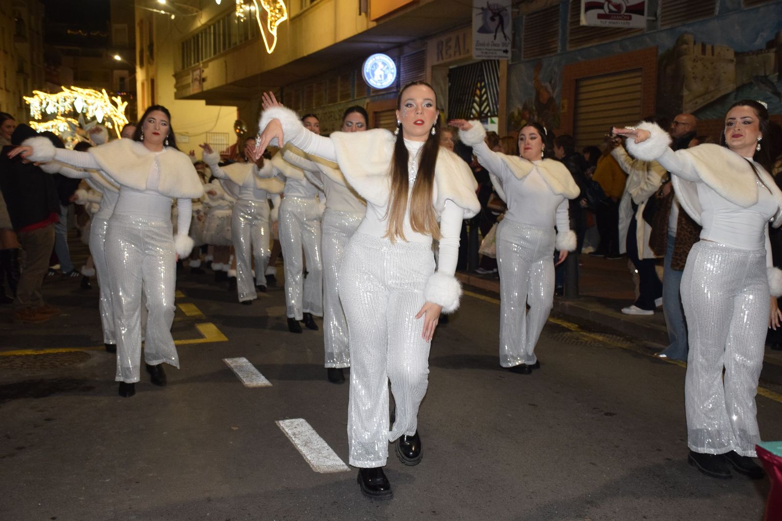 Los ceutíes se emocionan con la llegada de los Reyes Magos