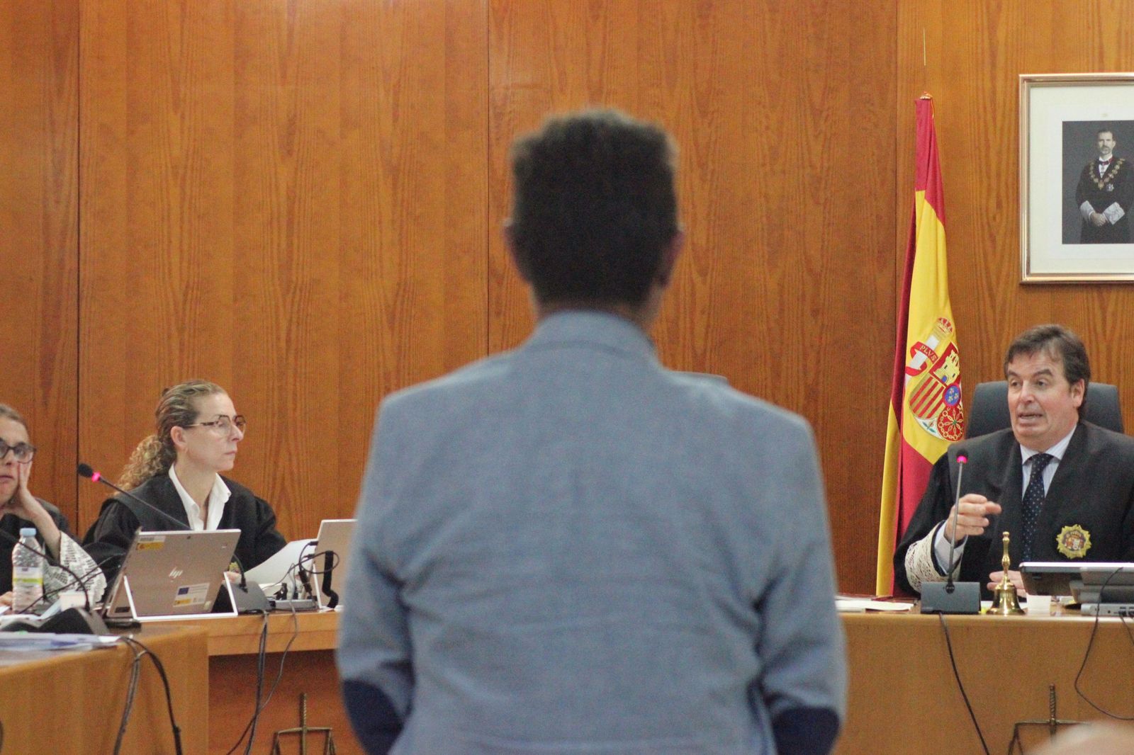 Alonso, frente al juez Luis de Diego Alegre y a la fiscal jefa, Silvia Rojas.