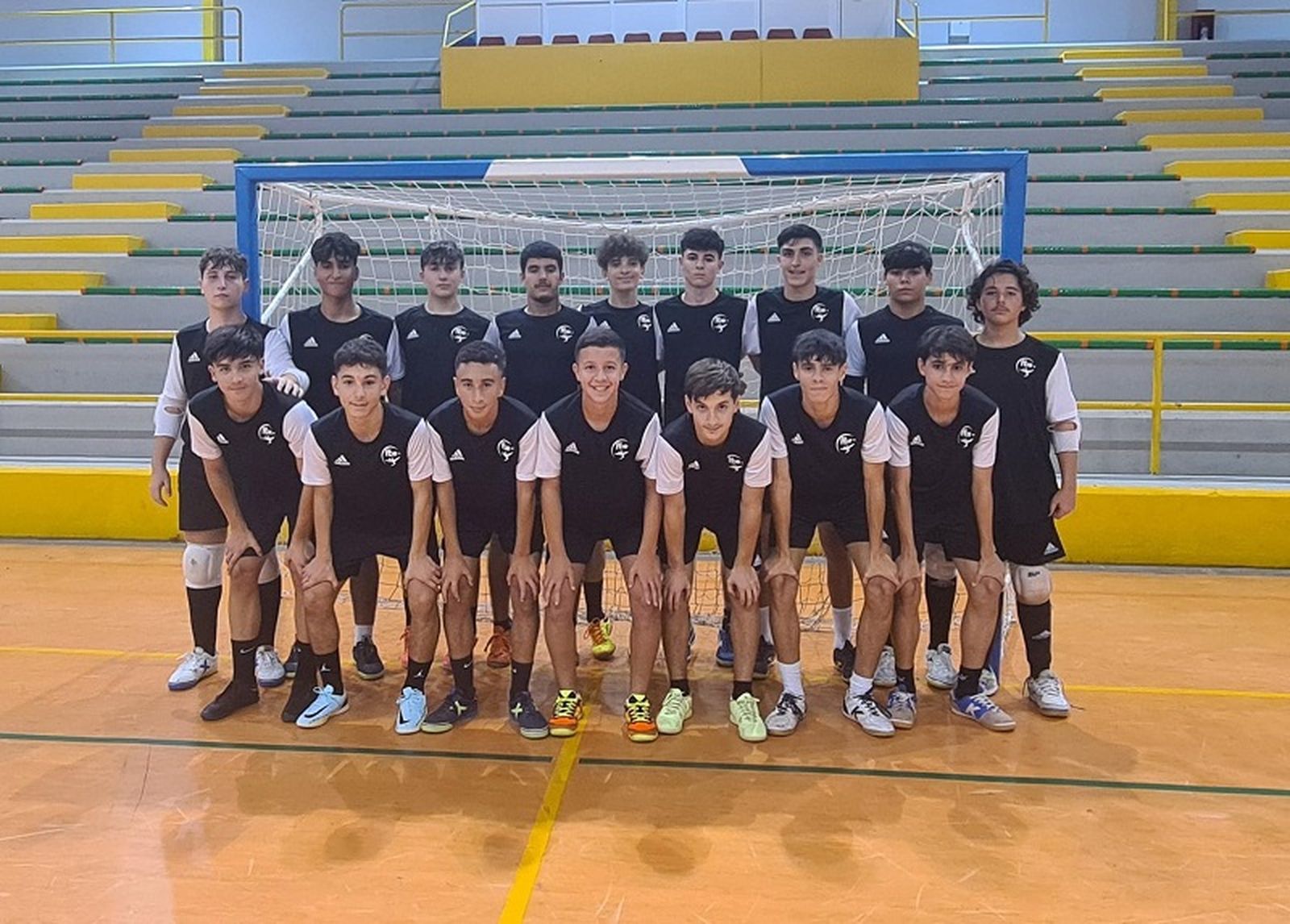359_sub-16