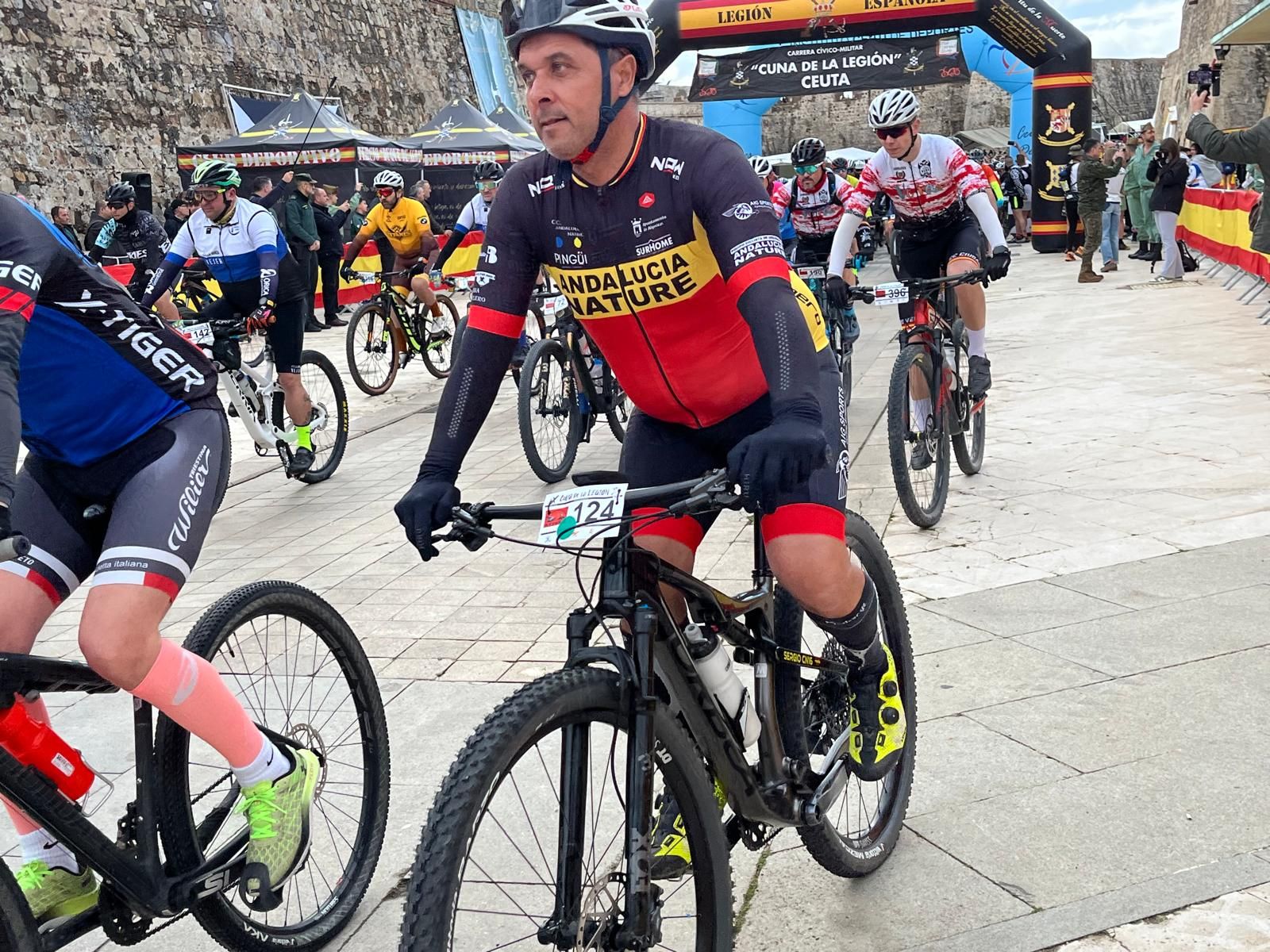 La previa y el inicio de la X Cuna de la Legión a través del objetivo de Reduan