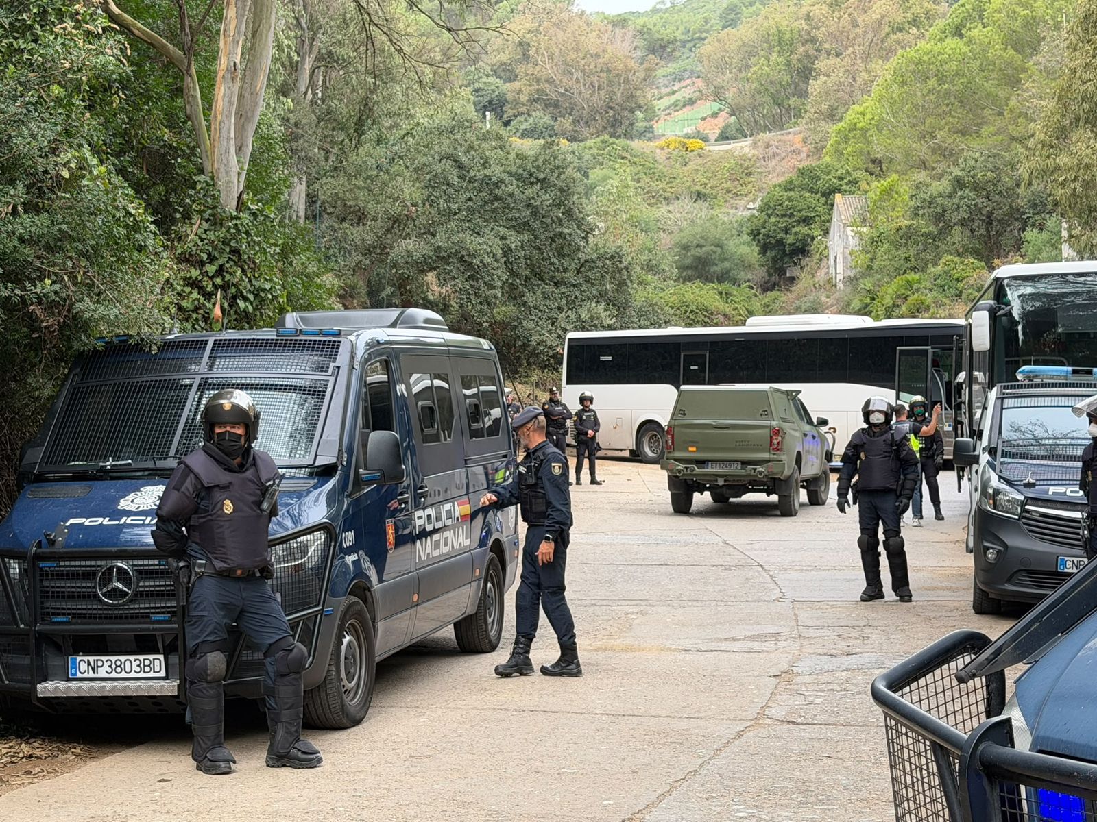 Amplio despliegue de la UIP en el CETI de Ceuta para proceder a la expulsión de decenas de migrantes