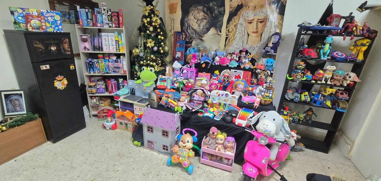 Juguetes recogidos por el Santo Entierro