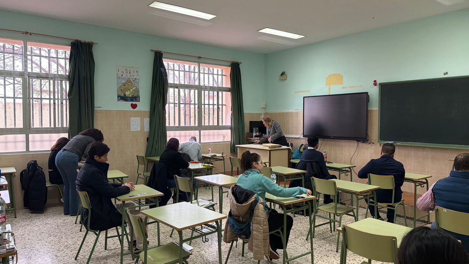 Aula del Siete Colinas durante los exámenes de las OPES del INGESA
