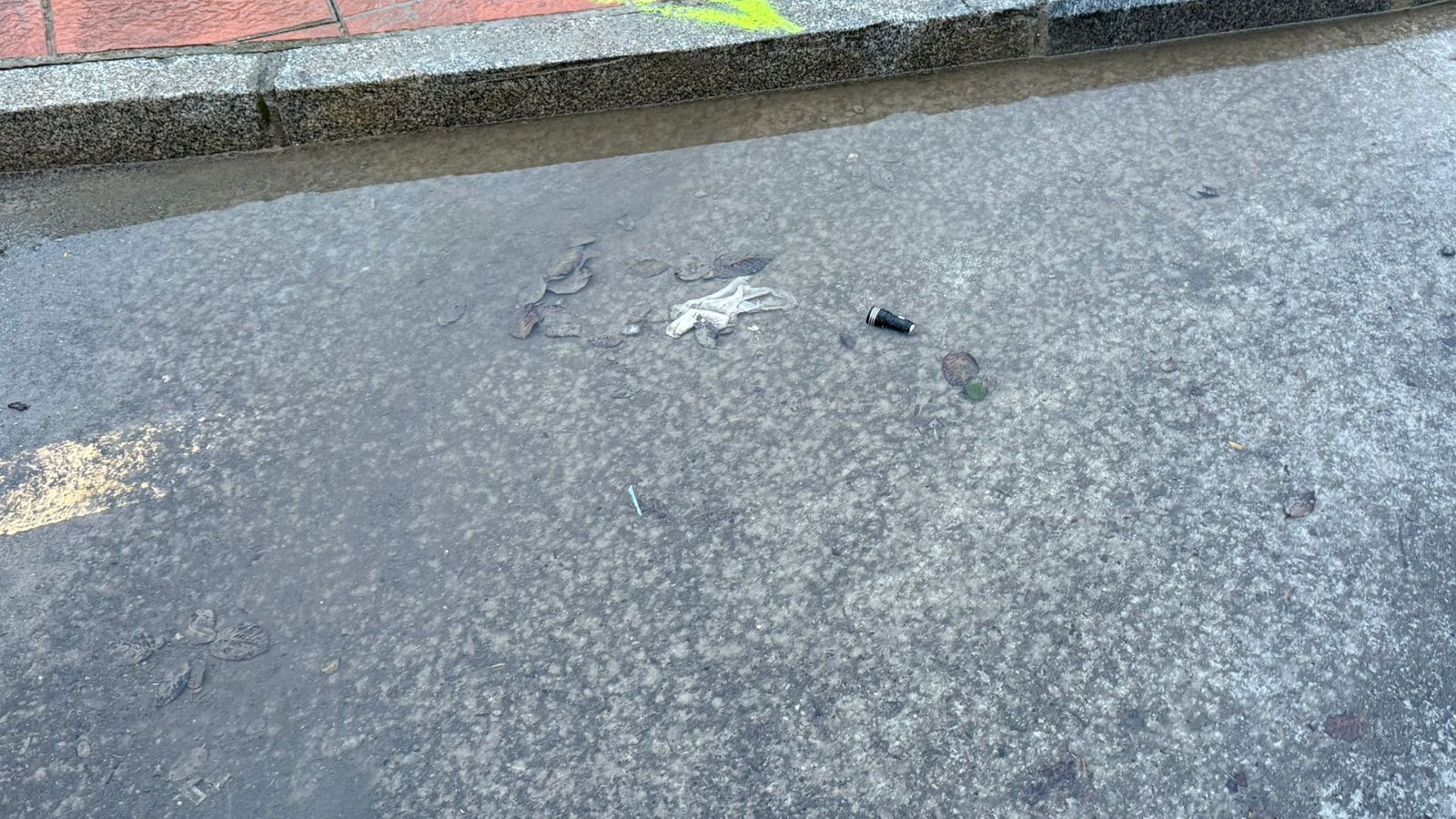 Inundaciones y atascos en la barriada del Príncipe Felipe.