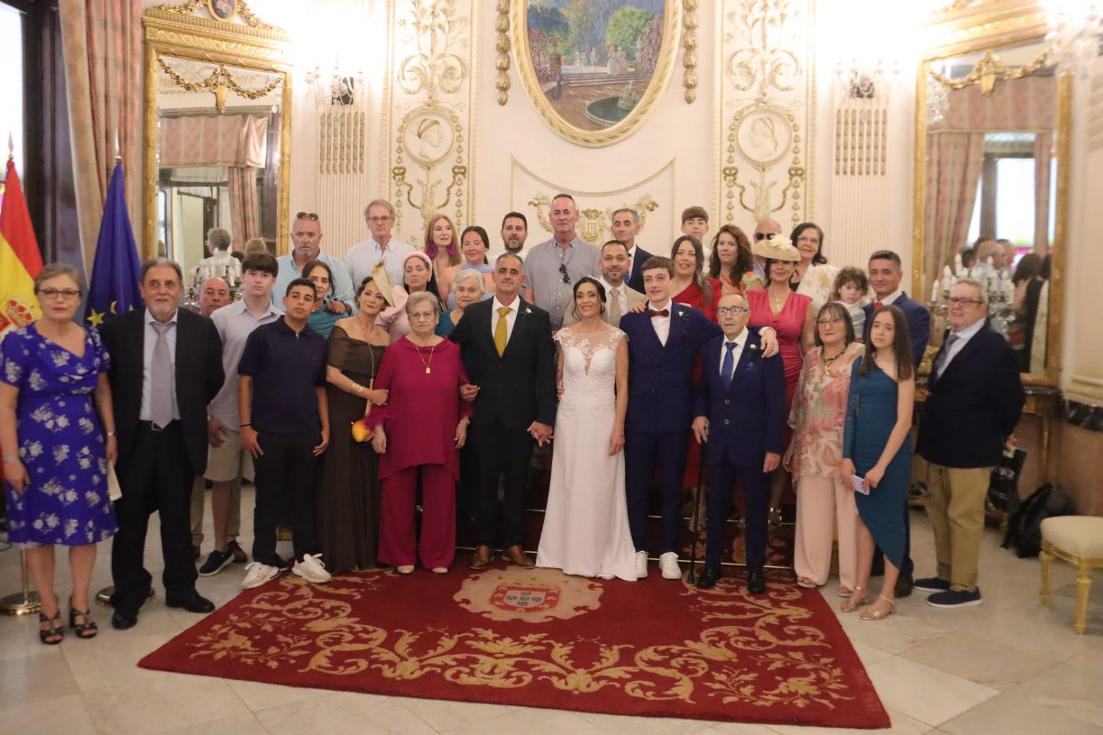 Antonio e Isabel celebran su enlace rodeados de familiares y amigos