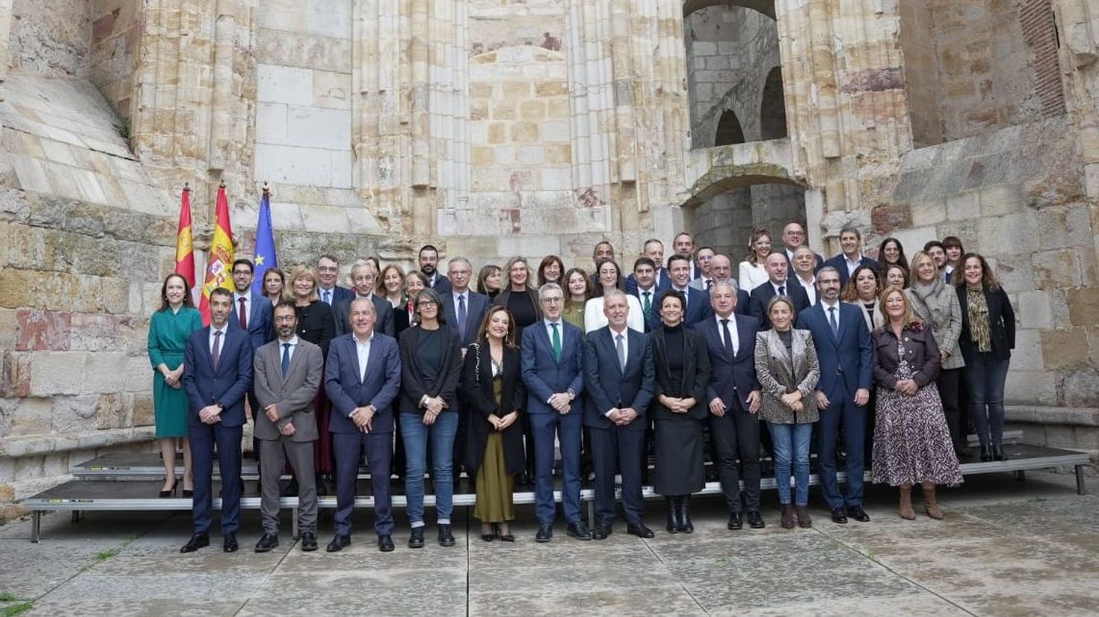 El ministro de Política Territorial y Memoria Democrática, Ángel Víctor Torres, y los delegados del Gobierno en comunidades y ciudades autónomas, entre ellos la representante en Ceuta, Cristina Pérez, han participado este miércoles en Zamora en la reunión semestral de la Comisión Interministerial de Coordinación de la Administración Periférica del Estado (CICAPE)