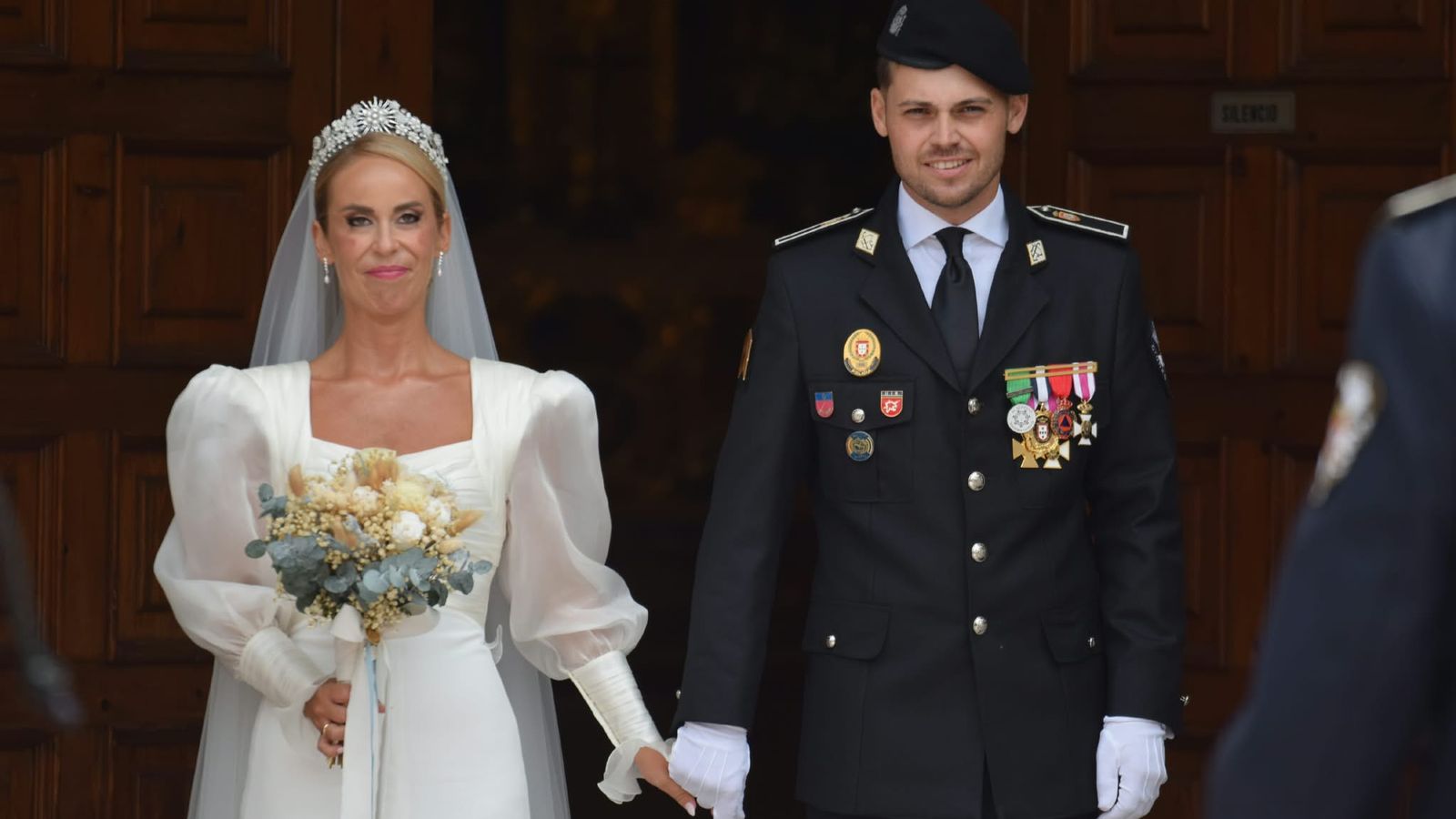 Alejandro y Tamara se dan el "sí quiero" ante la Virgen de África