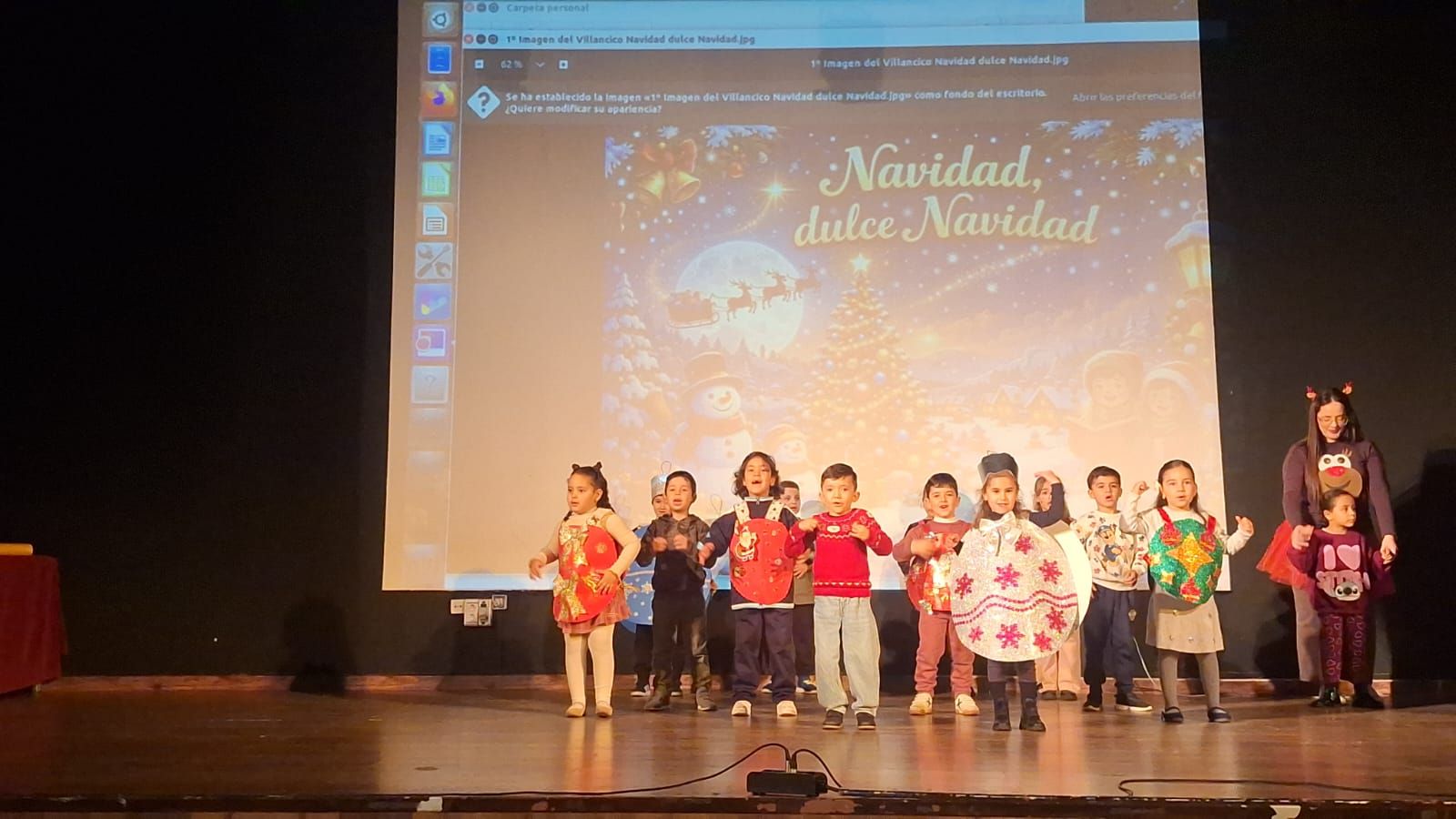 Festival navideño de los alumnos del CEIP Juan Morejón