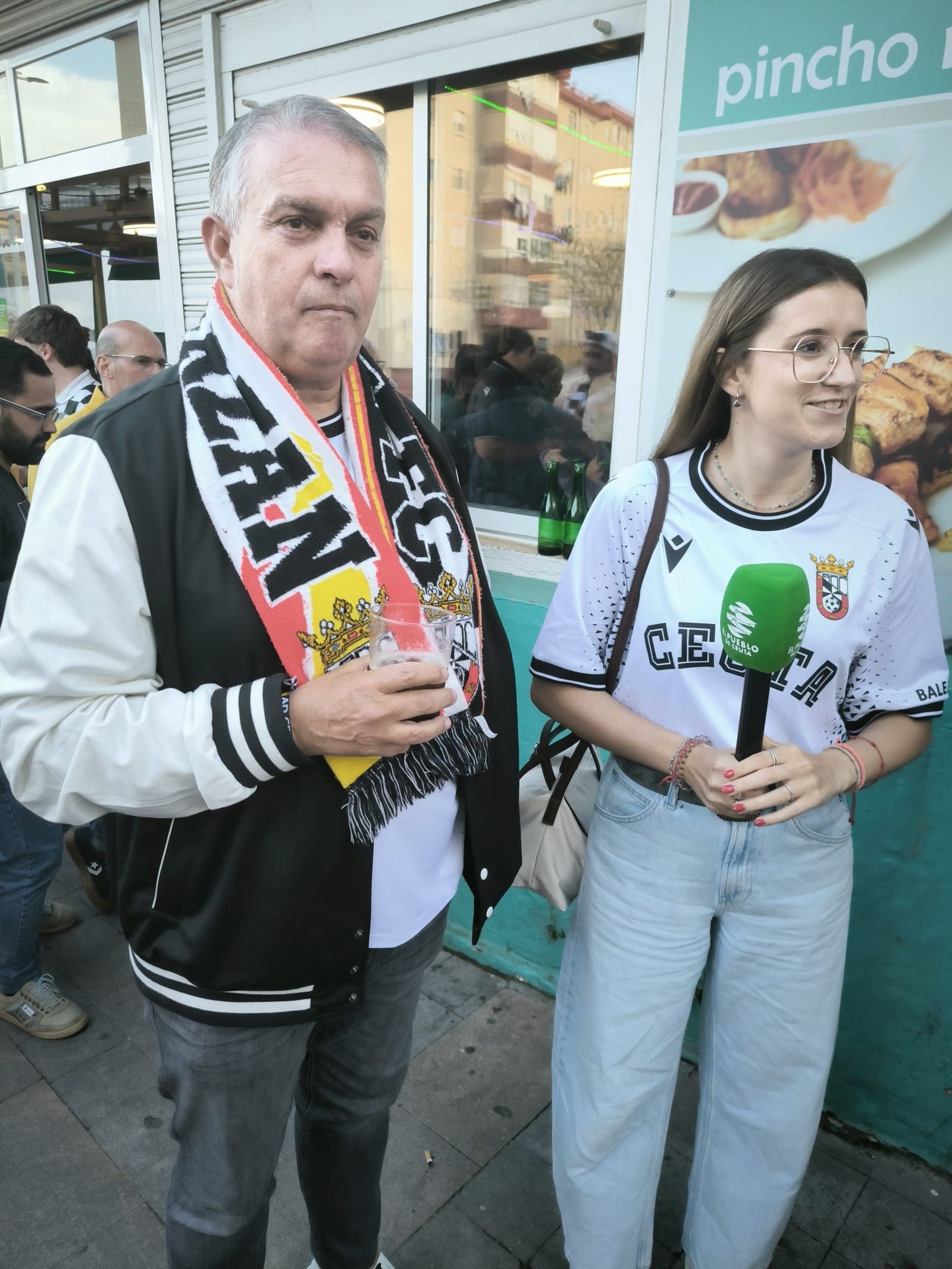 La afición caballaa comienza a calentar motores para animar al Ceuta frente al Sanse