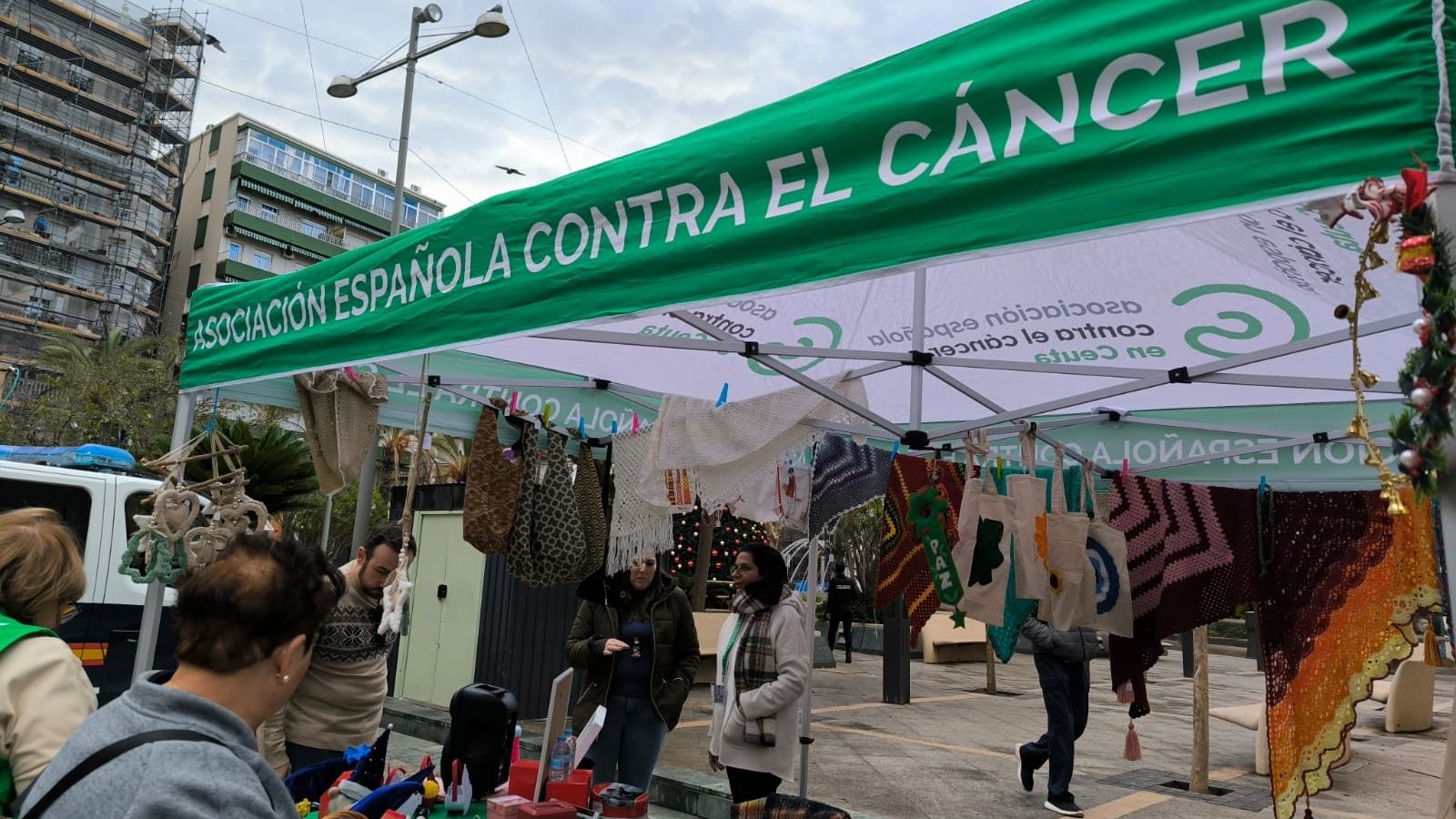Puesto instalado en la Plaza de los Reyes
