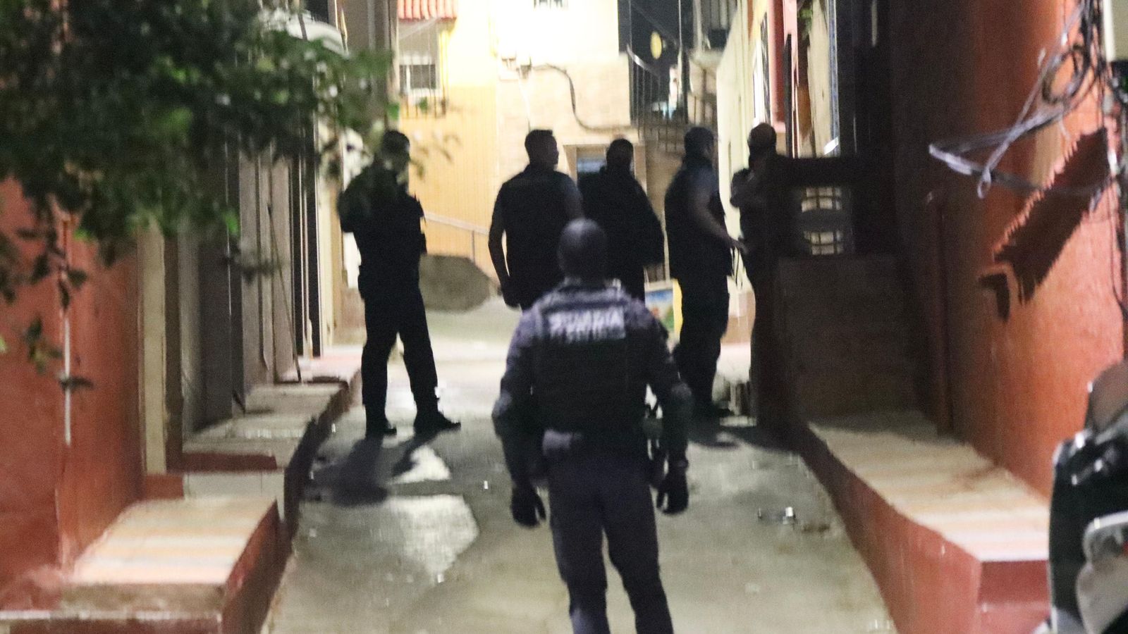 Efectivos de la Guardia Civil durante el operativo Efectivos de la Guardia Civil durante el operativo