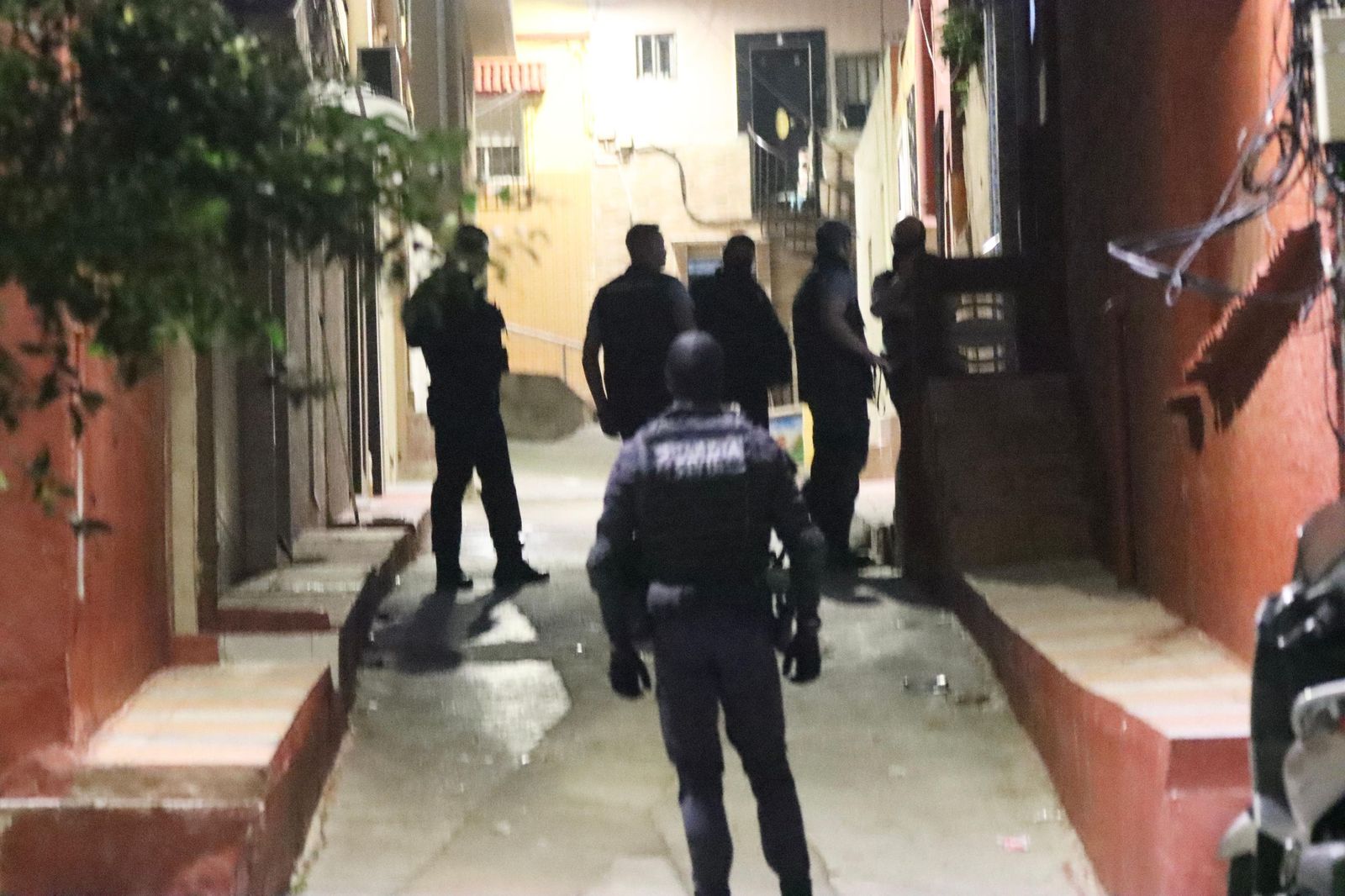 Efectivos de la Guardia Civil durante el operativo Efectivos de la Guardia Civil durante el operativo
