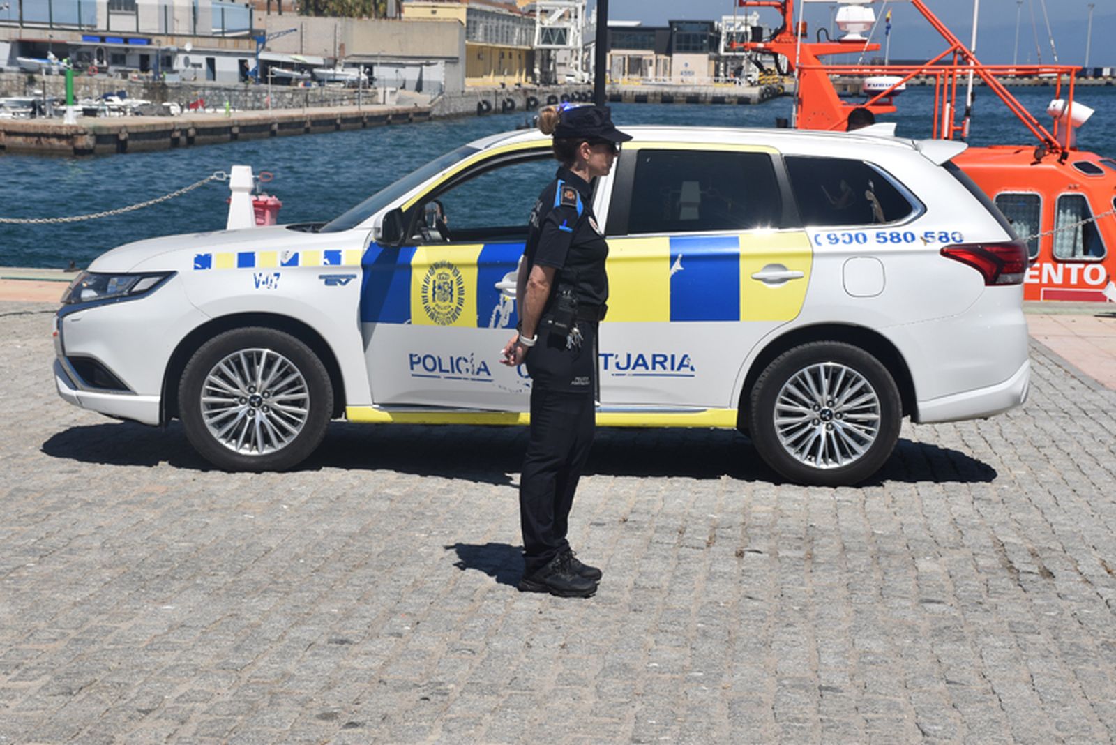 La OPE ensaya una zona de emergencia en el Muelle España