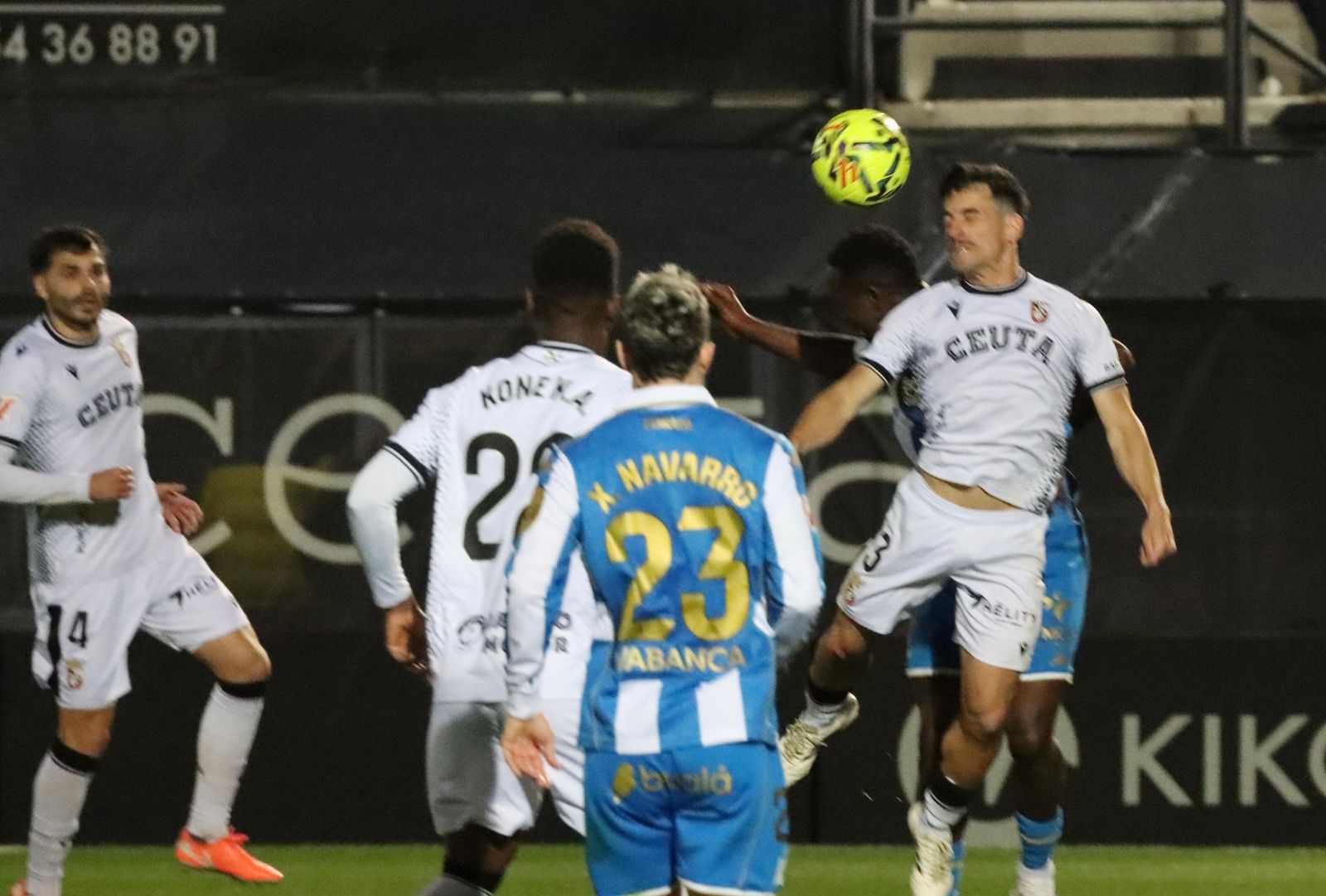 Las imágenes del partido entre la AD Ceuta y el Real Club Deportivo (X-X)