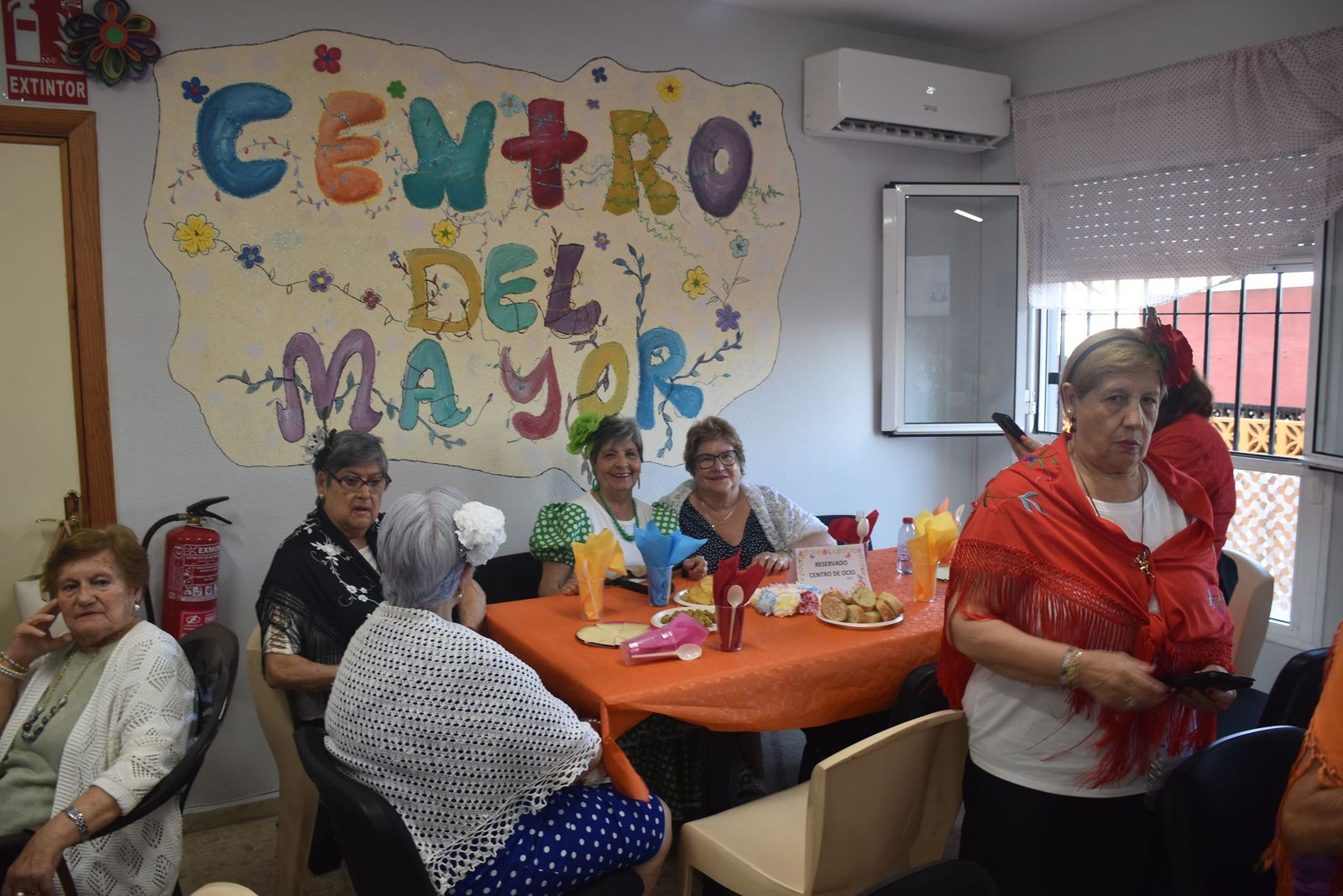 Villajovita se viste de feria para celebrar la primavera junto a sus mayores
