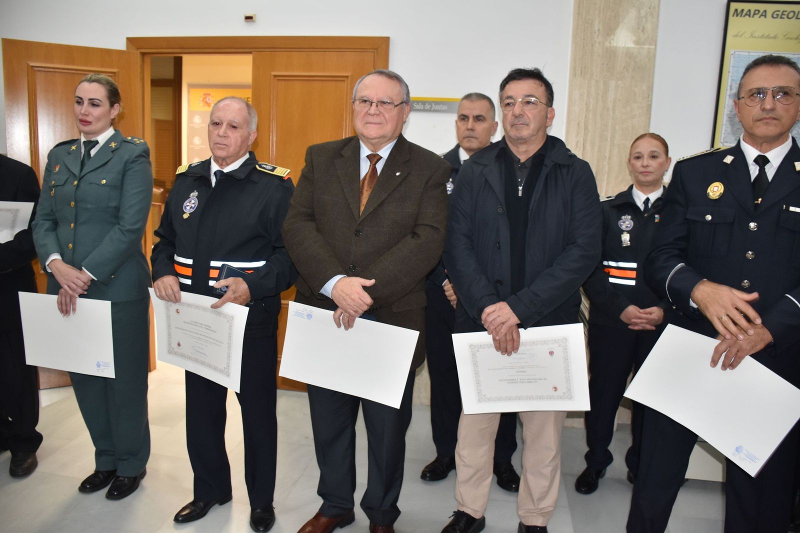 Protección Civil rreconoce el éxito de la OPE con la entrega de sus Medallas