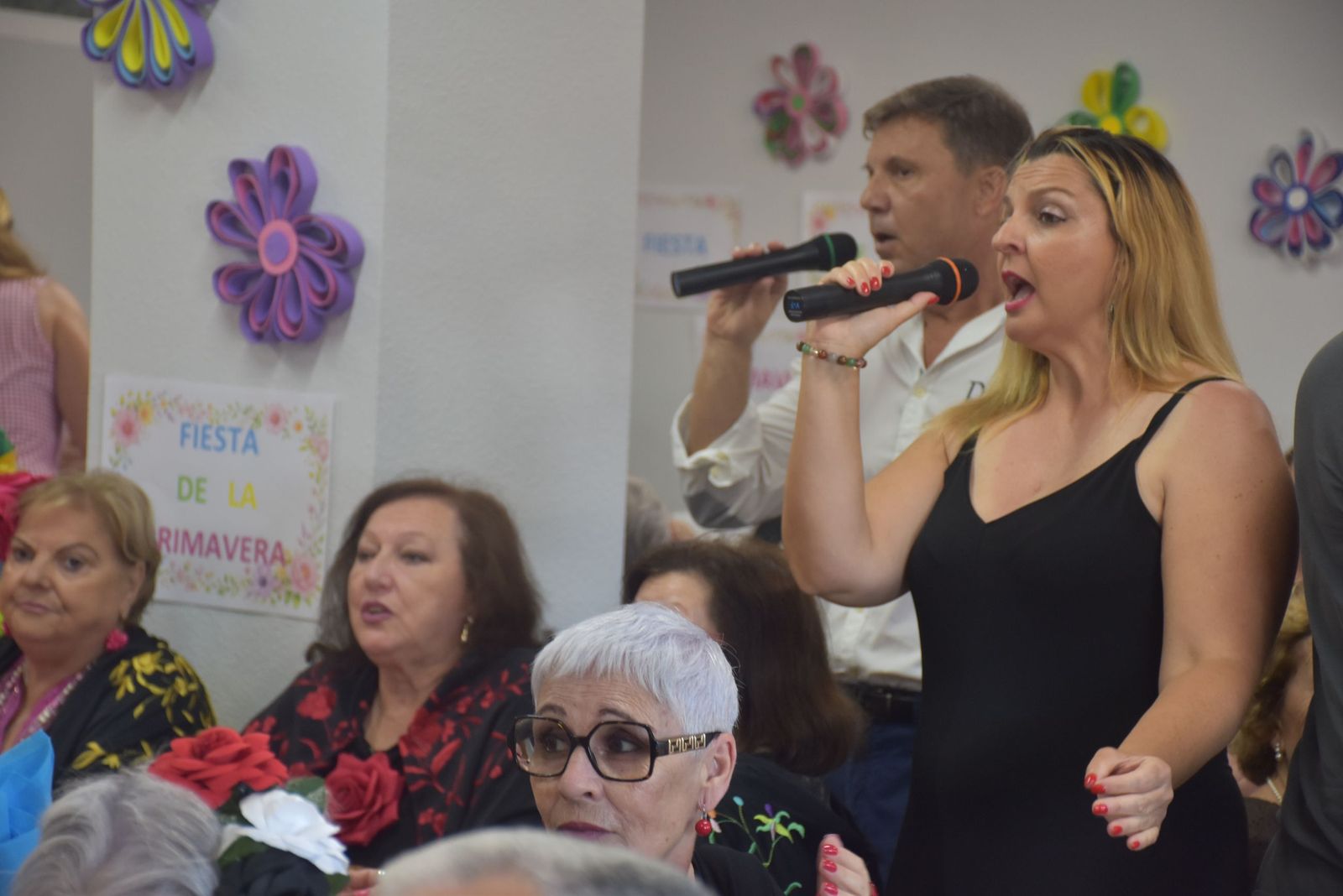 Villajovita se viste de feria para celebrar la primavera junto a sus mayores