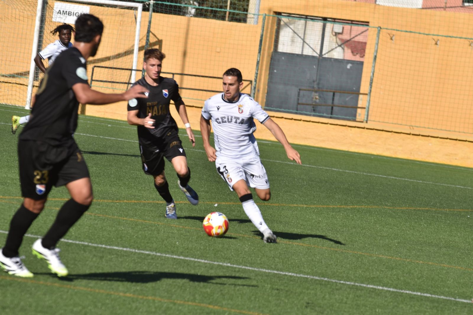 (1-0) Danil le da el triunfo a la AD Ceuta B en el descuento (1-0) Danil le da el triunfo a la AD Ceuta B en el descuento