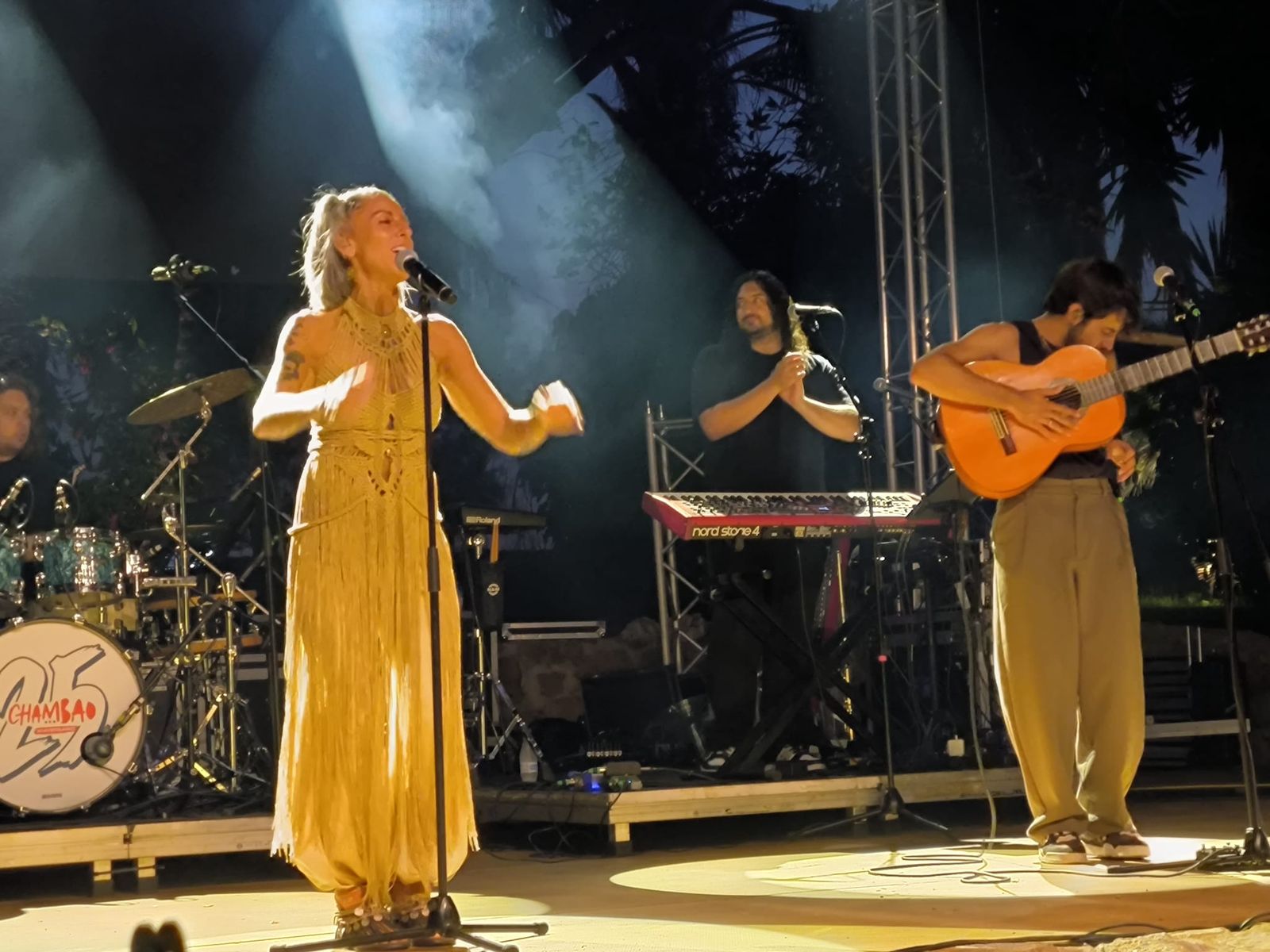 Chambao llena de magia el Ceuta Music Park en su segunda noche