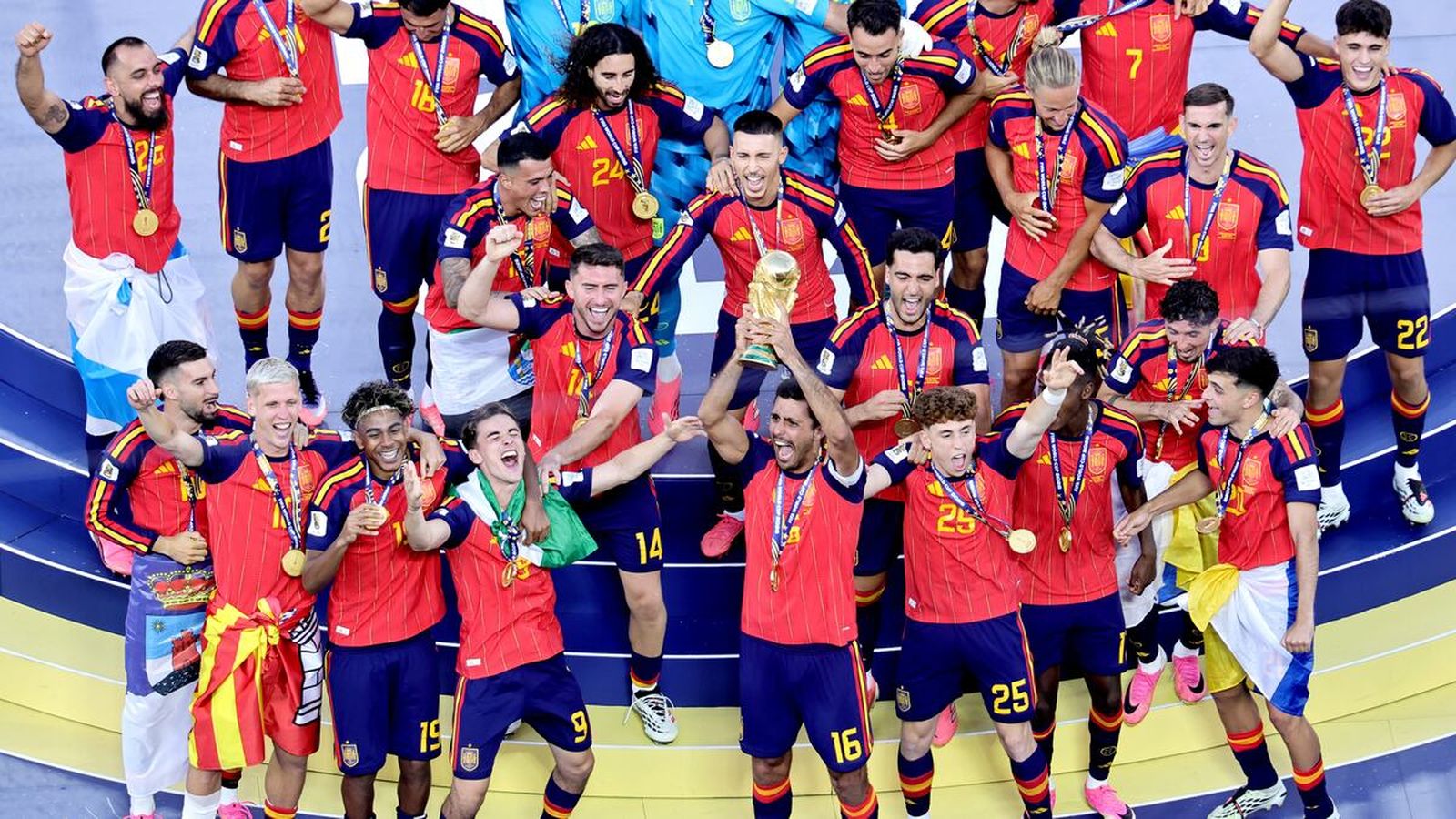 España celebrando el título