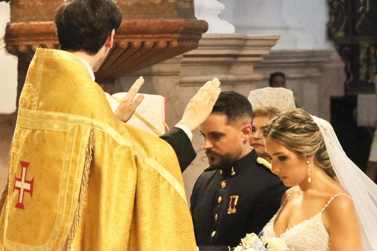 Clara e Iván sellan su amor en el Santuario