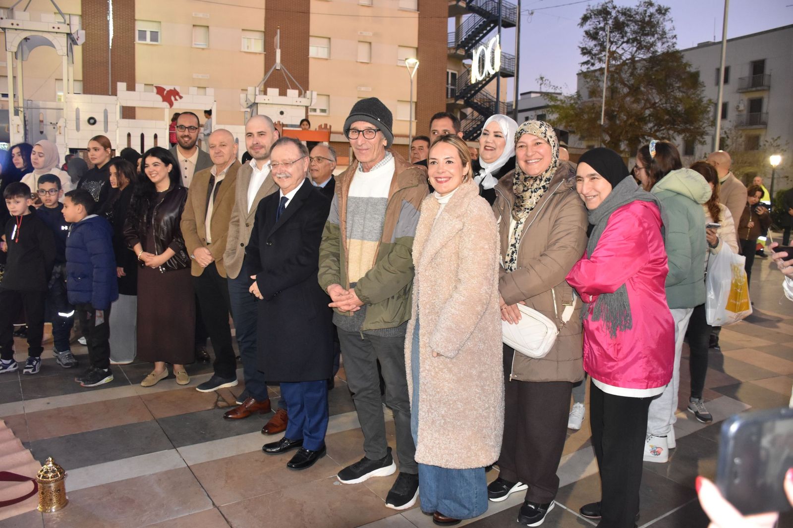 Ceuta ya luce su alumbrado por Ramadán