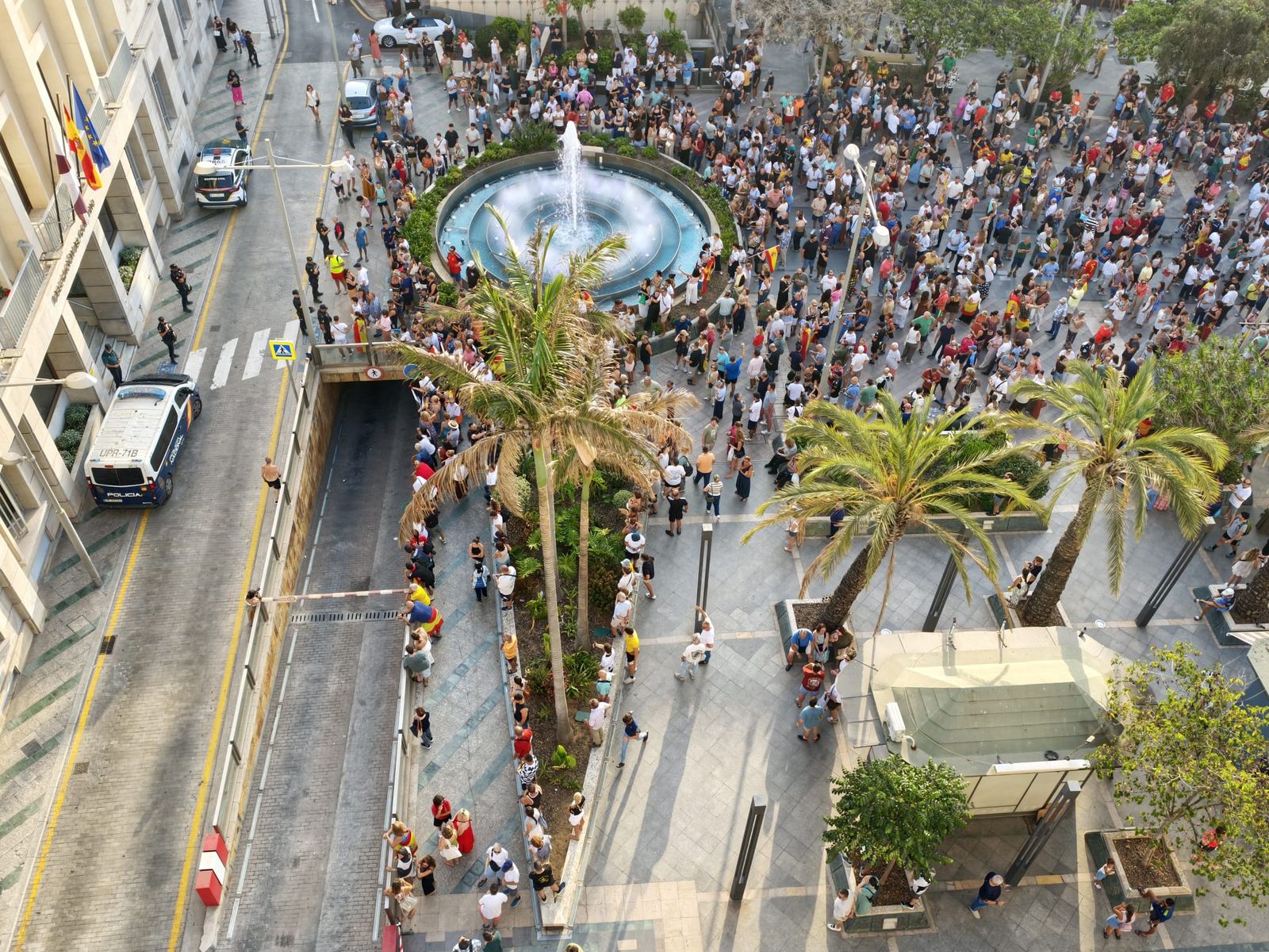 El jueves migratorio desde la lente de Nicol's