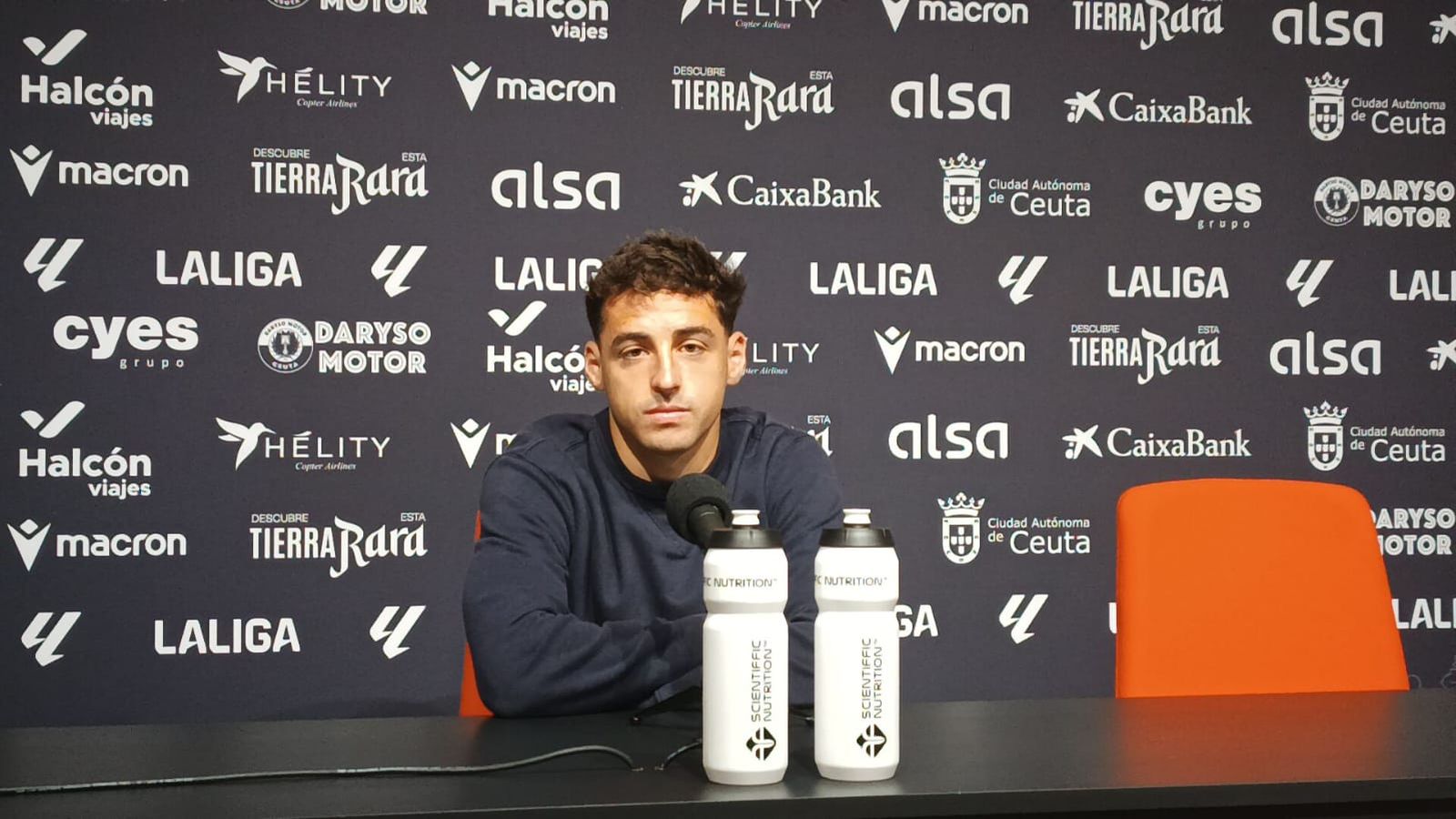Marino, en rueda de prensa