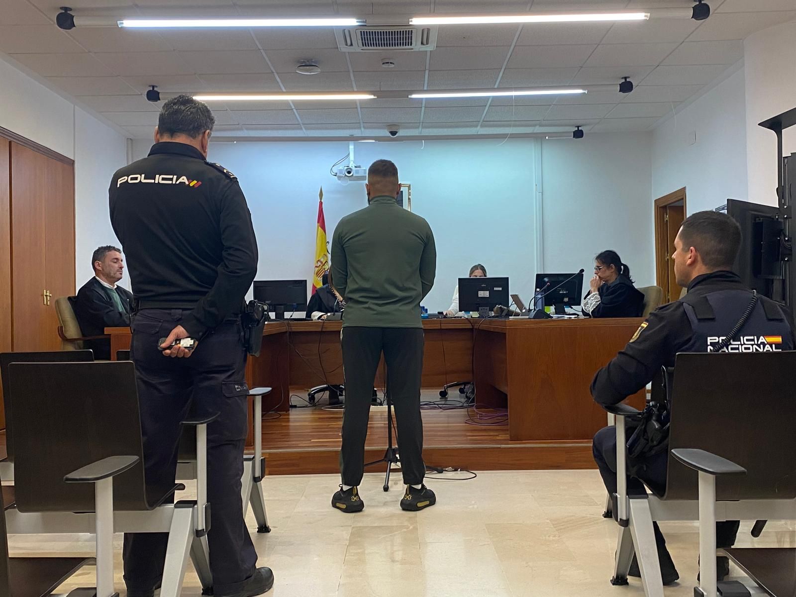 S.H. reconoce los hechos.