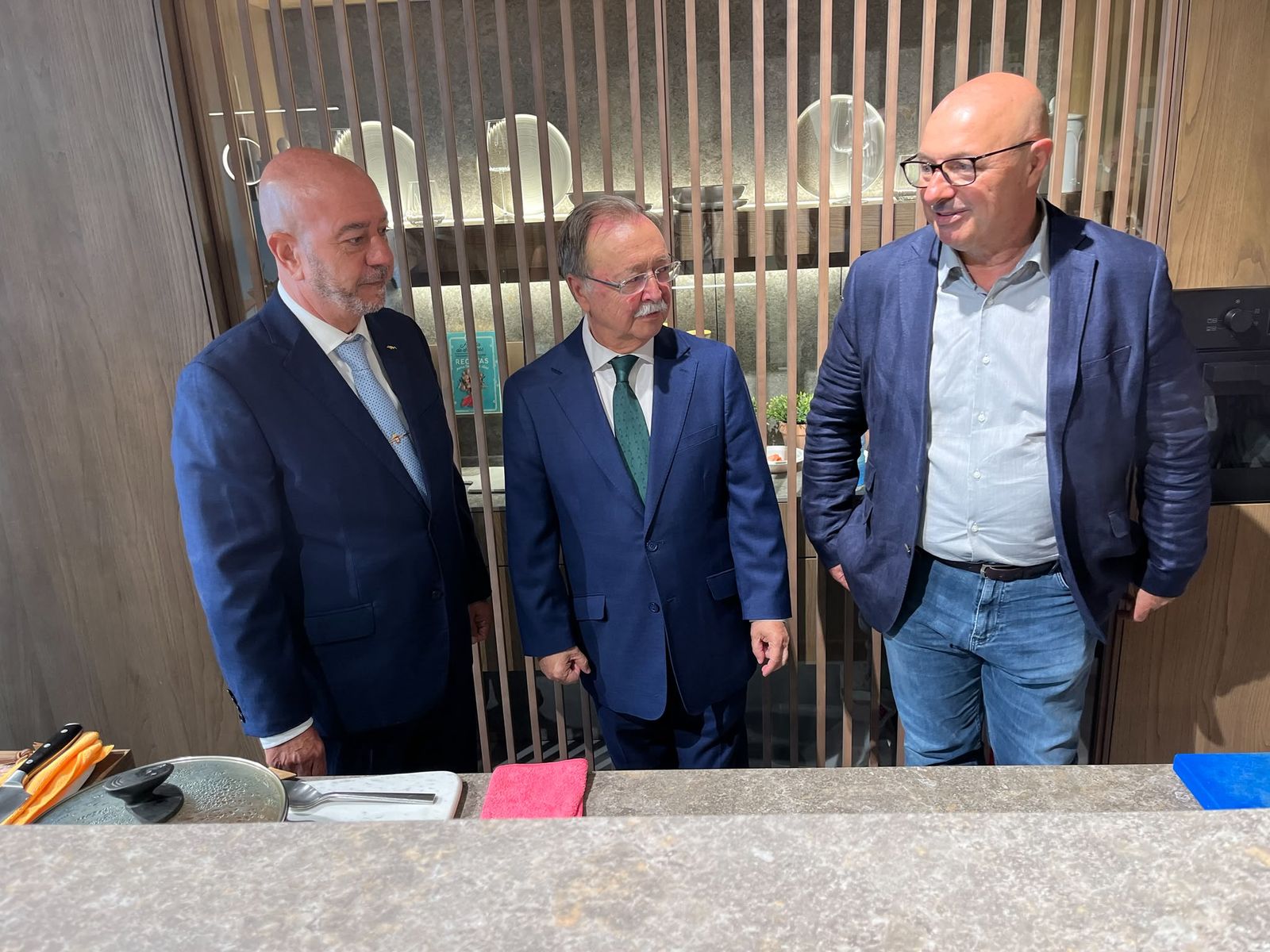 La ciudad da la bienvenida a la ampliación de MuecoCeuta en un acto de gran pompa