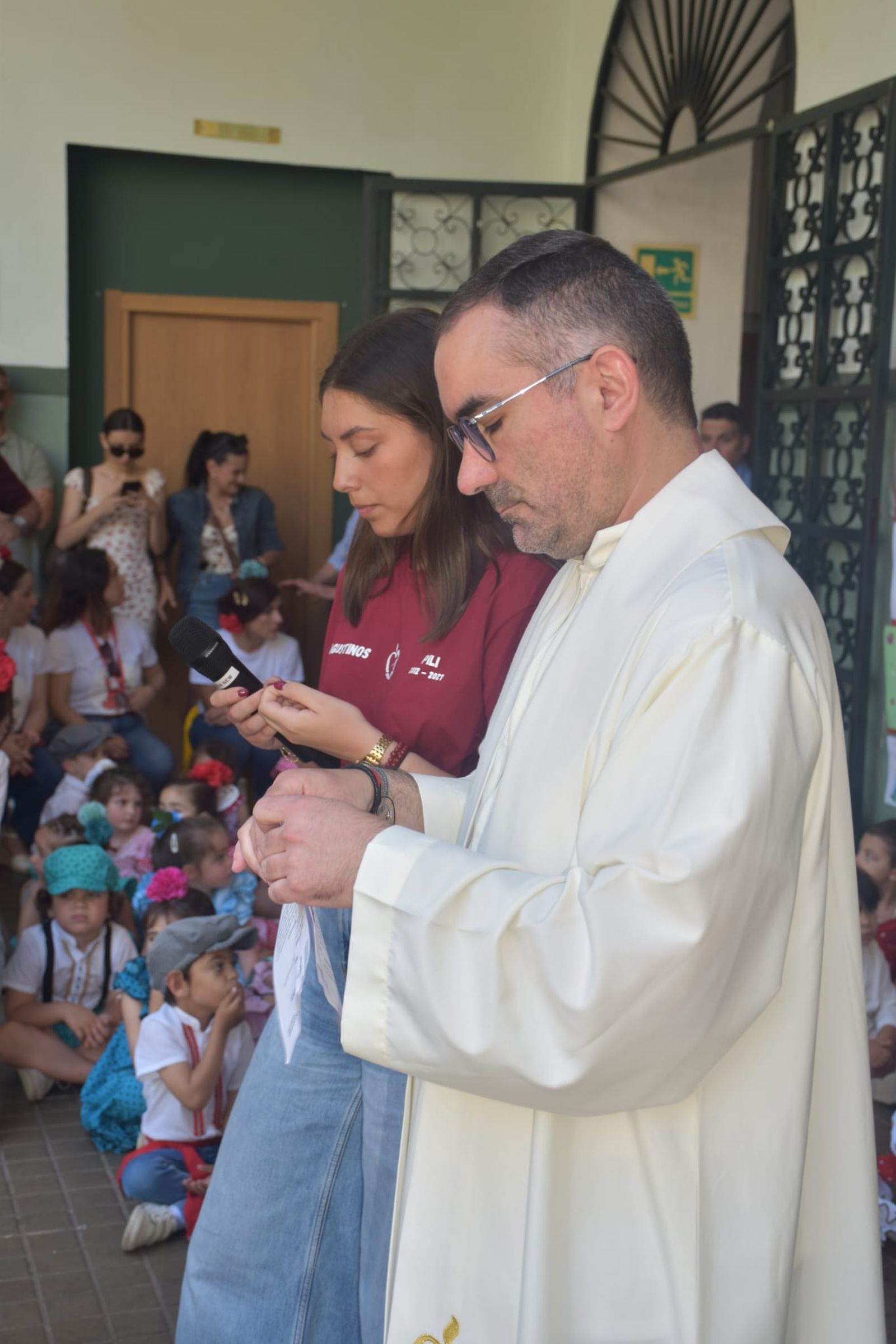 El Colegio de San Agustín disfruta de una feliz jornada solidaria con su Cruz de Mayo