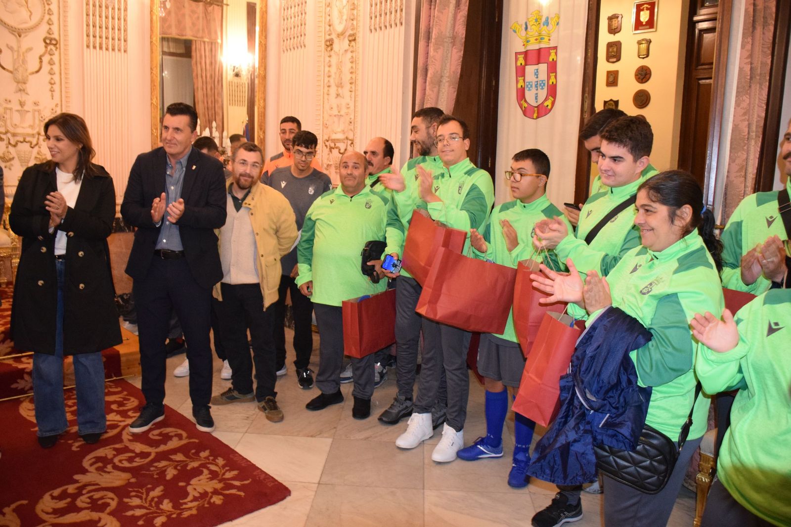 Vivas recibe al equipo Genuine de la AD Ceuta