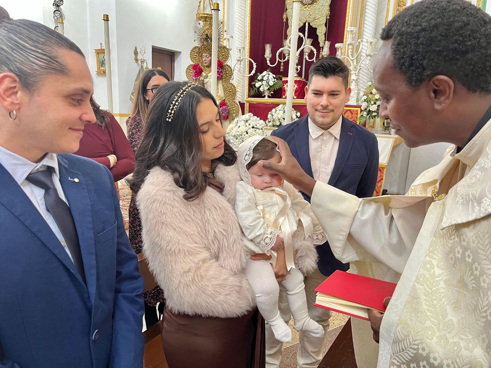 Bautizo de Mérida en la Iglesia de Santa Teresa de Jesús