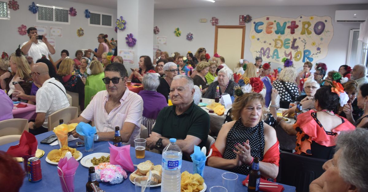 Villajovita celebra la Fiesta de la Primavera con sus mayores