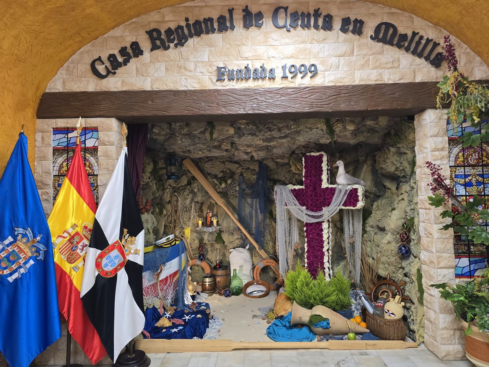 Entrega de premios del concurso de Cruces de Mayo de Melilla, con la Casa de Ceuta como ganadora del primer premio