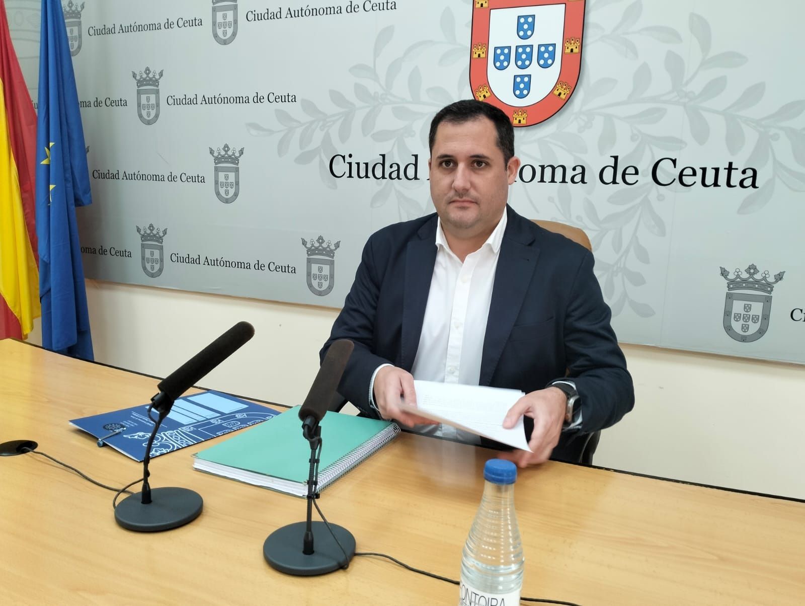 Alejandro Ramírez, ayer en la sala de prensa del Palacio de la Asamblea