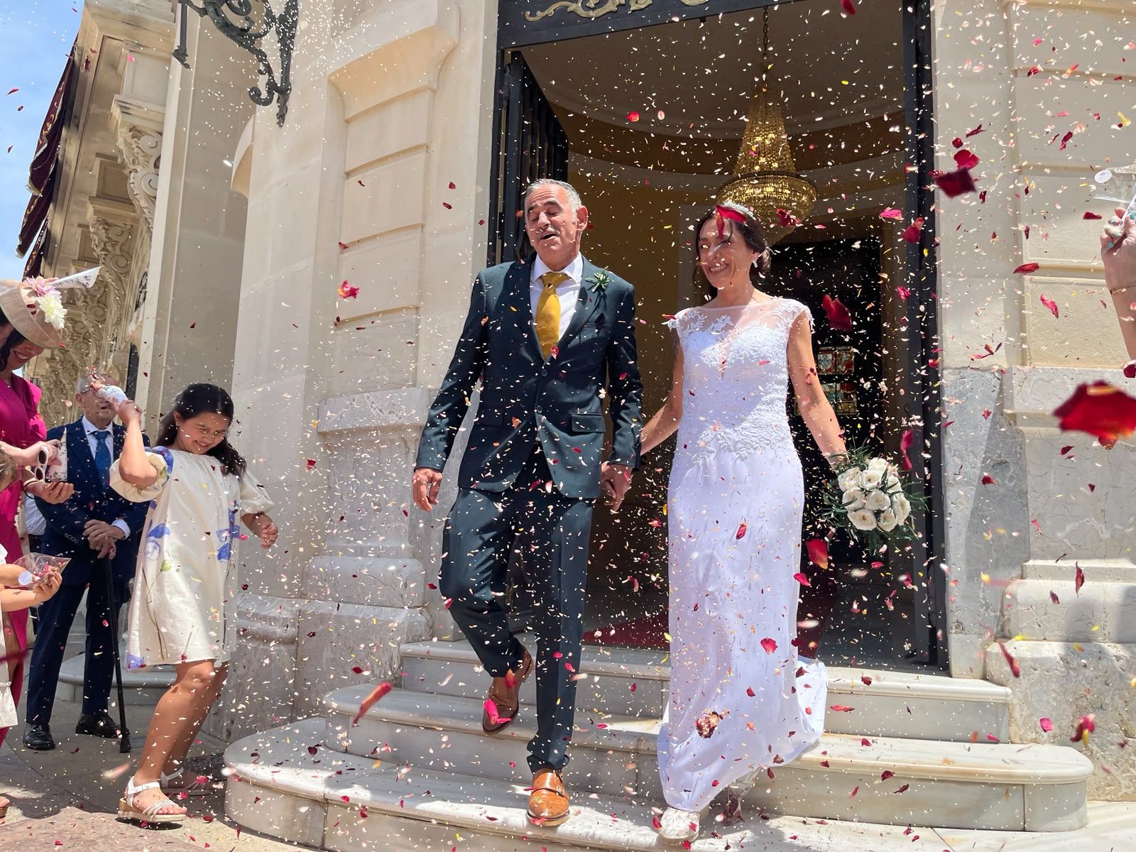 Antonio e Isabel celebran su enlace rodeados de familiares y amigos