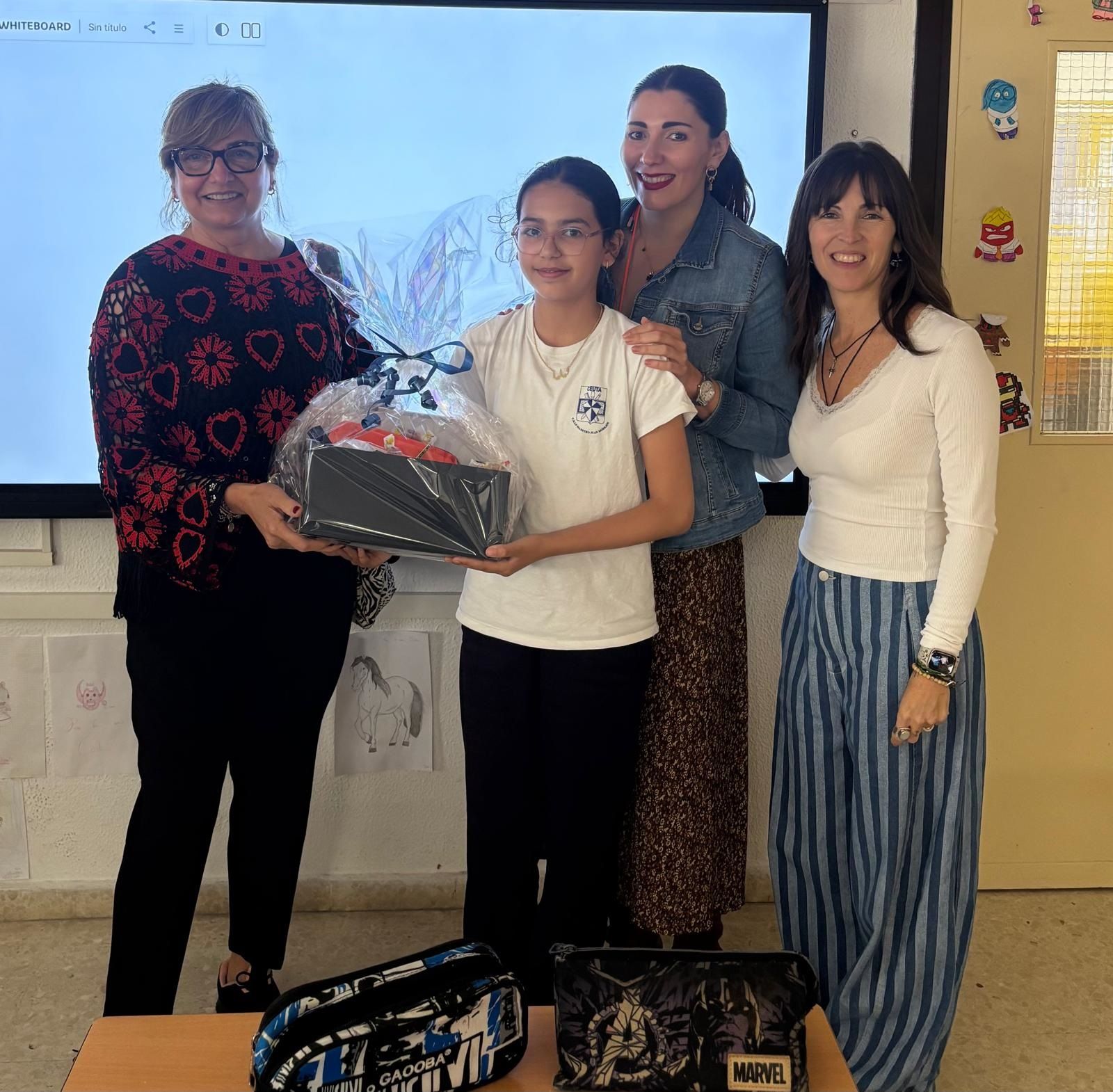 El CEIP Juan Morejón celebra el Día del Libro con premios y regalos entre su alumnado