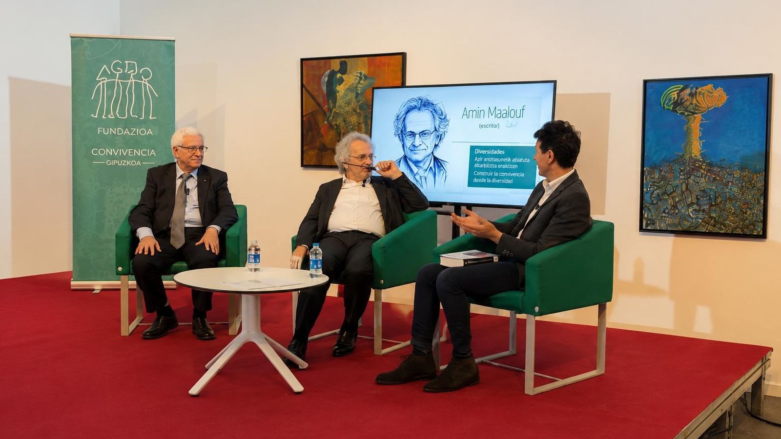 Carlos Ortega y Amin Maalouf conversan en el Museo