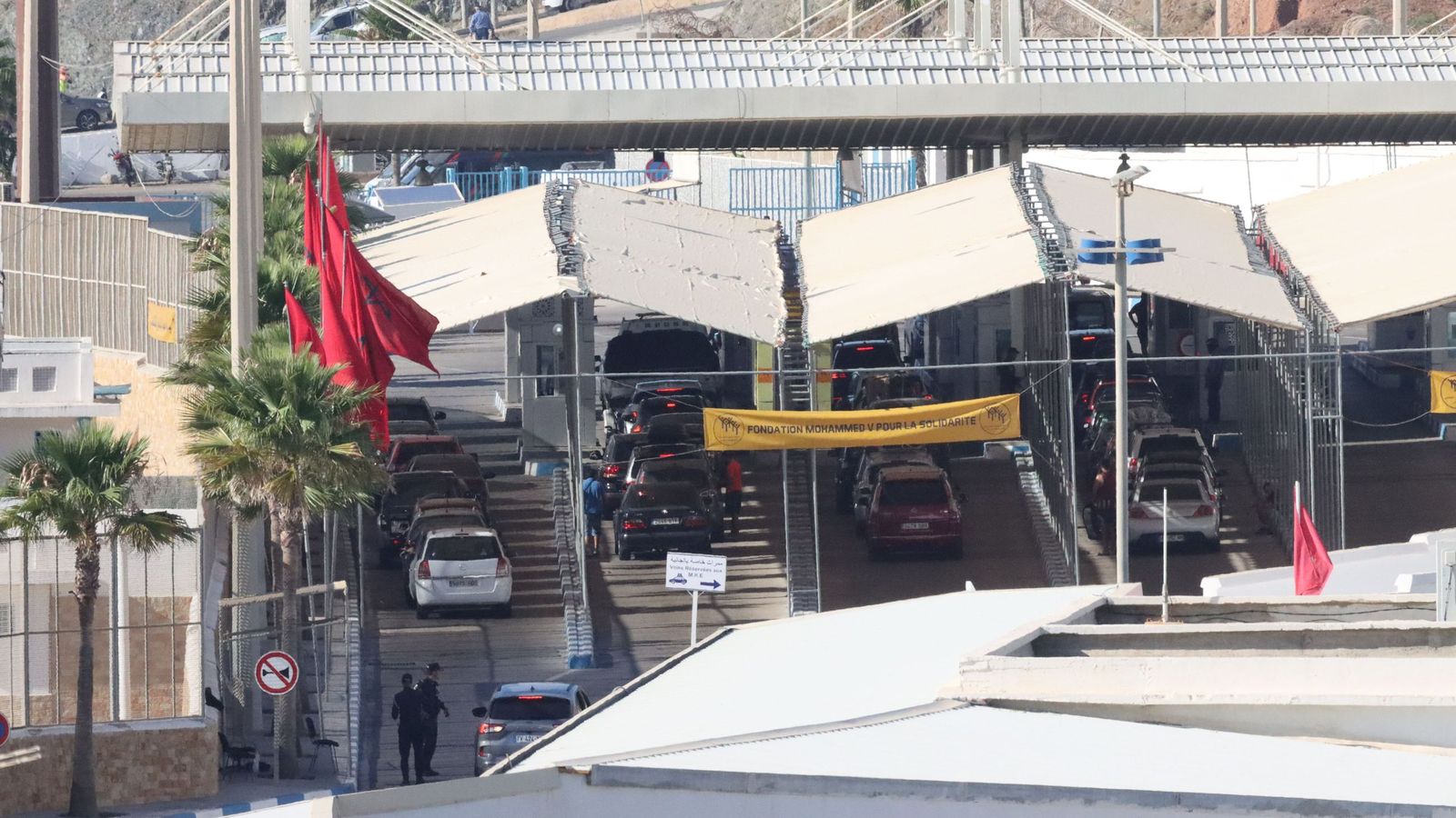 Vista de la frontera entre Marruecos y Ceuta por el lado del país vecino