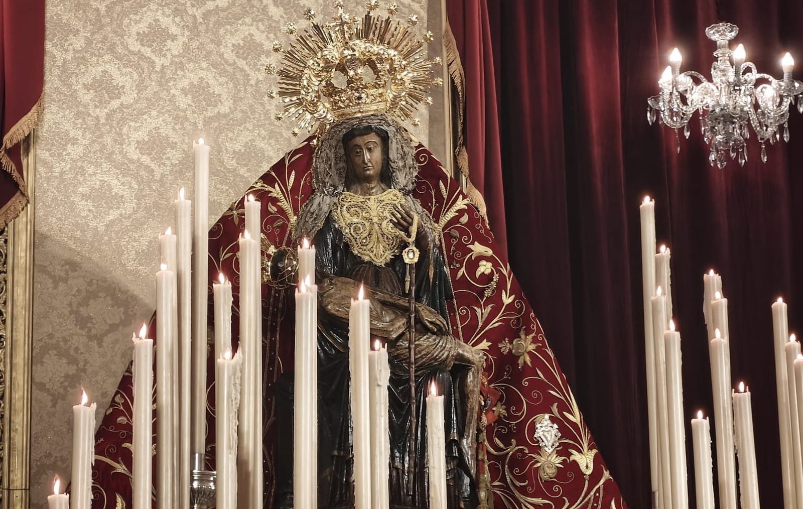 Ceuta se reencuentra esta tarde con su Patrona en una ofrenda floral llamada a unir a toda la ciudad