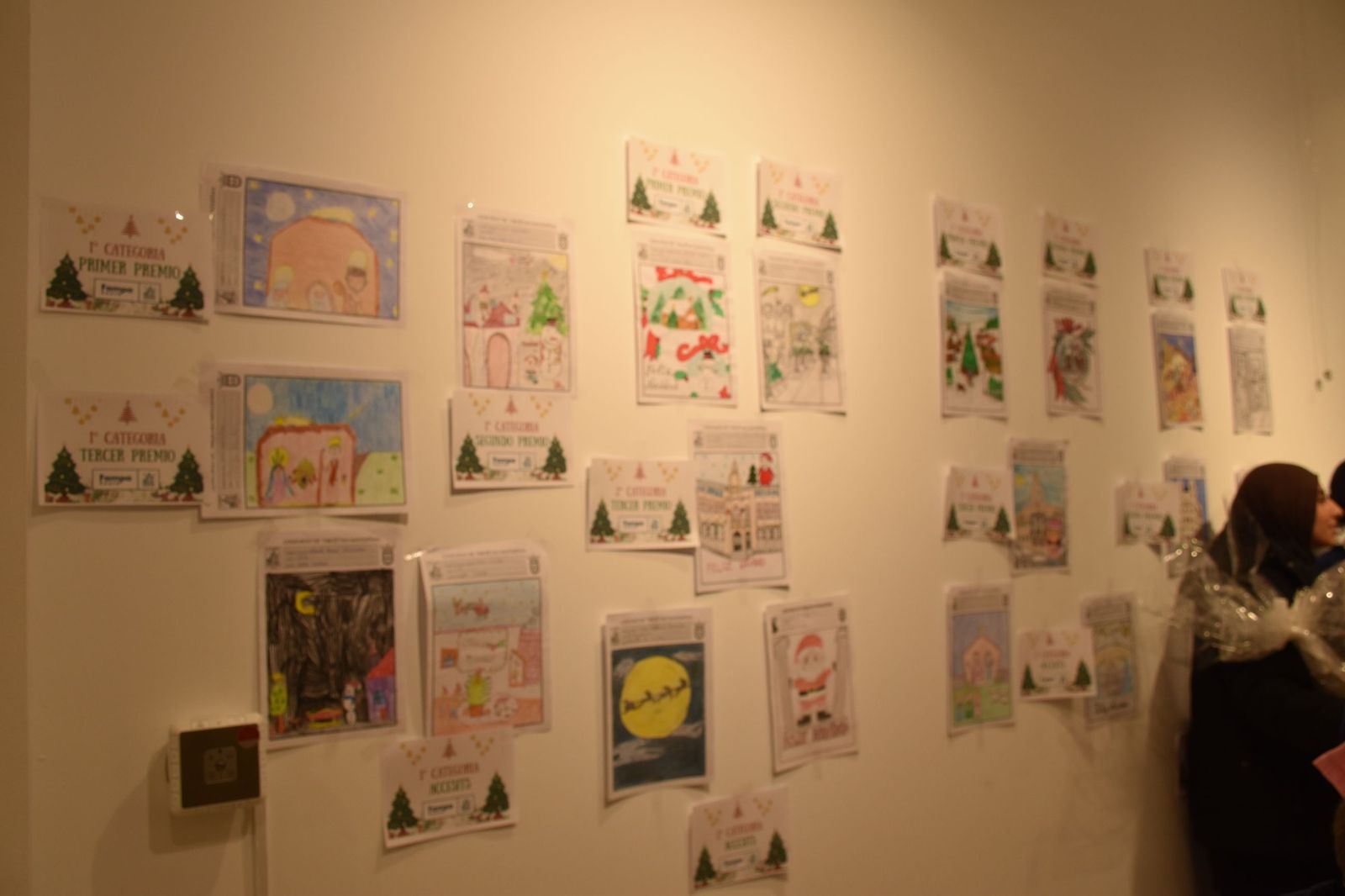 La entrega de premios de la FAMPA por la confección de tarjetas navideñas, en imágenes